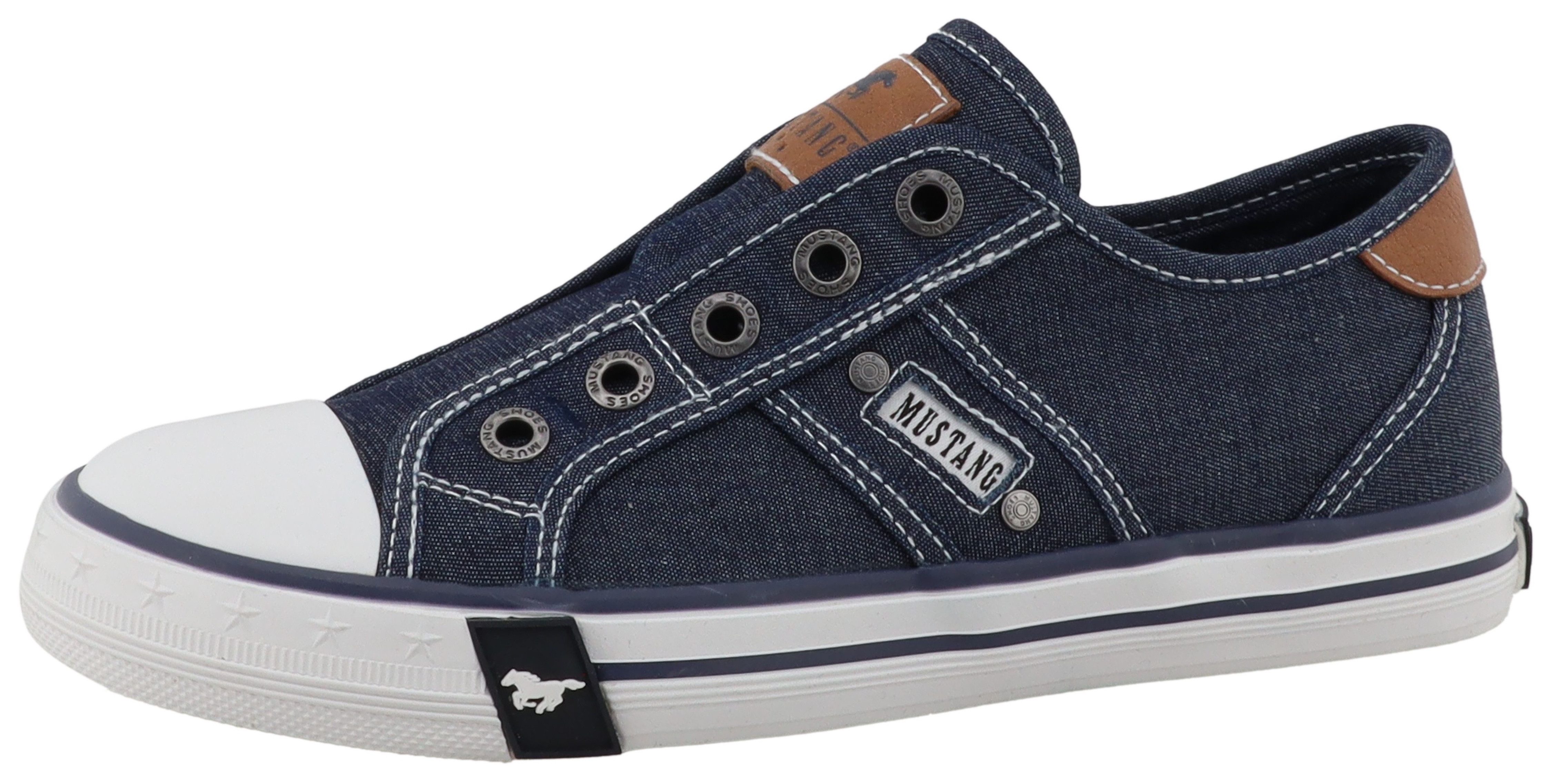 Mustang Shoes Gaspare Slip-On Sneaker Freizeitschuh, Slipper, Halbschuh mit Kontrastnähten