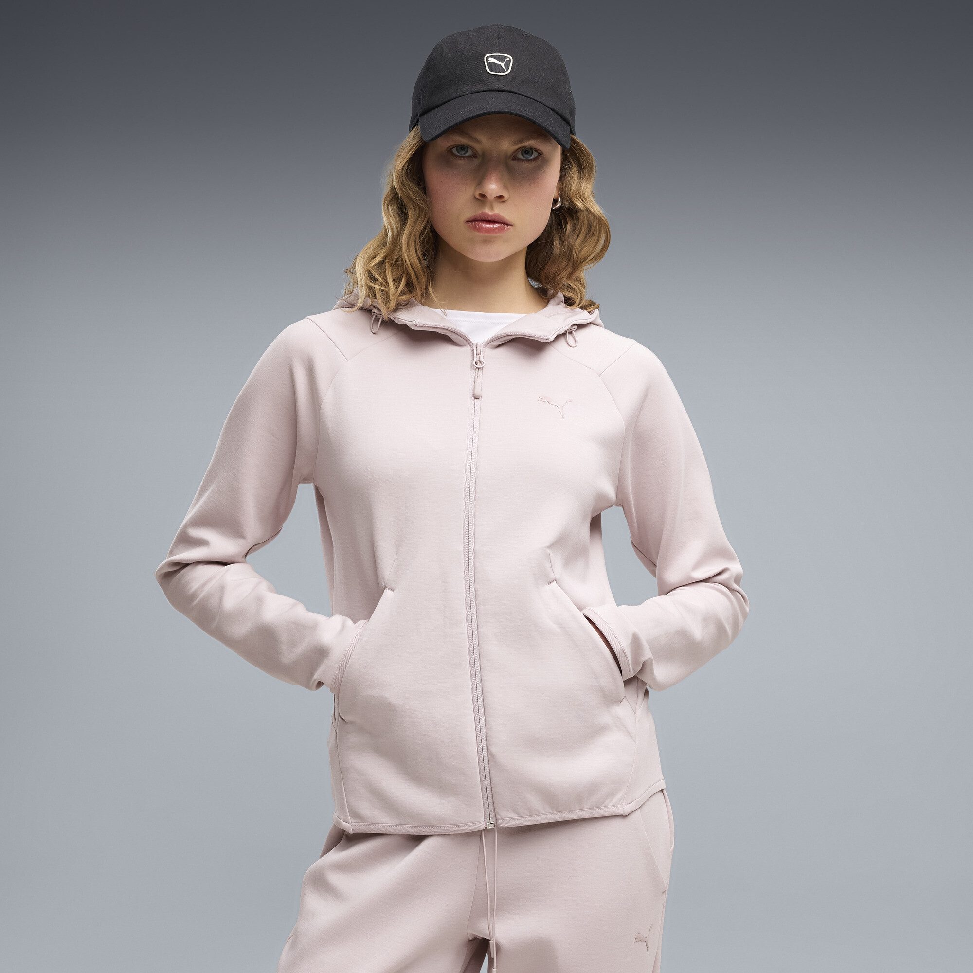 PUMA Trainingsjacke PUMATECH SENSE Full-Zip Jacke Damen