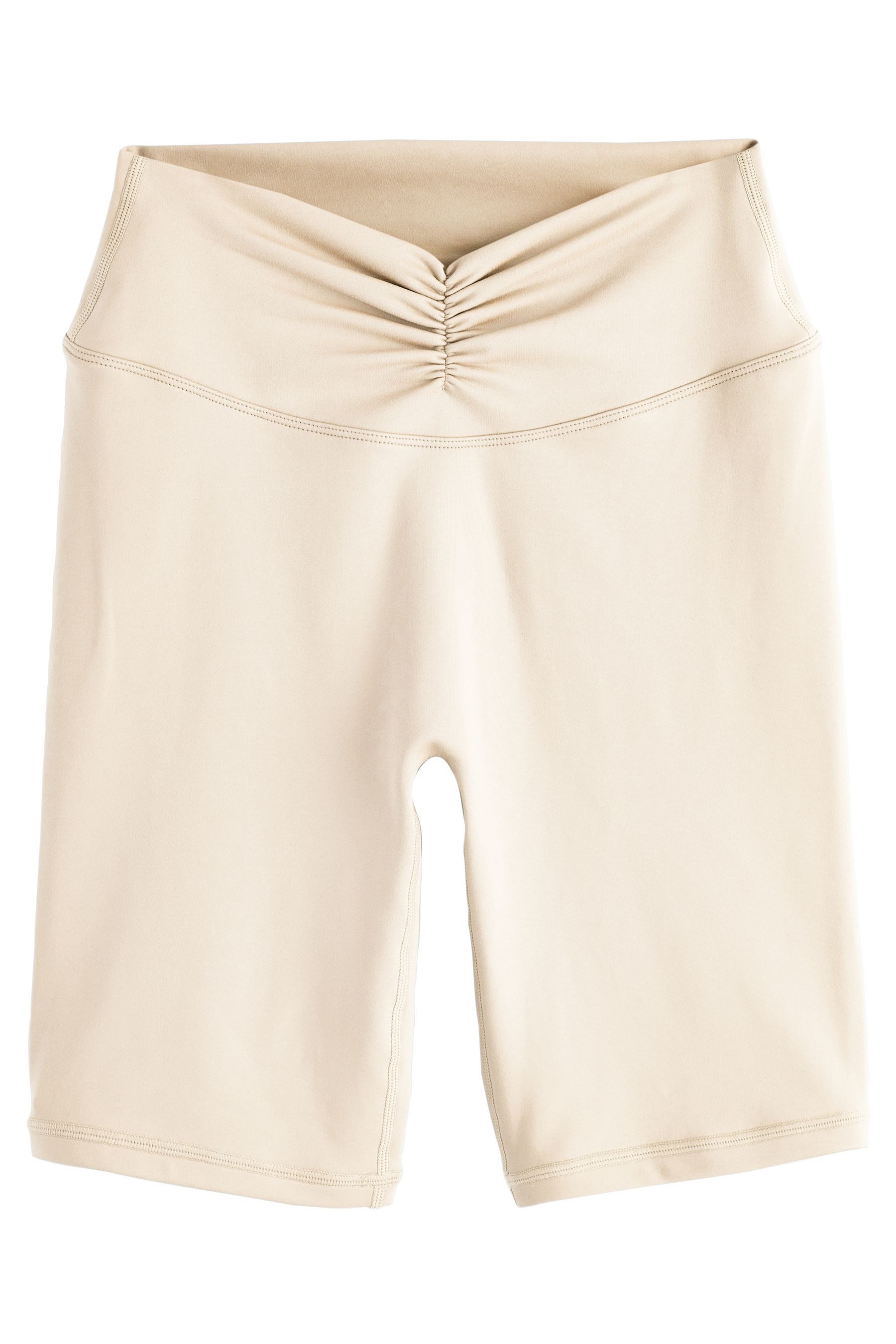 Shorts Self. Radlershorts mit geraffter Taille