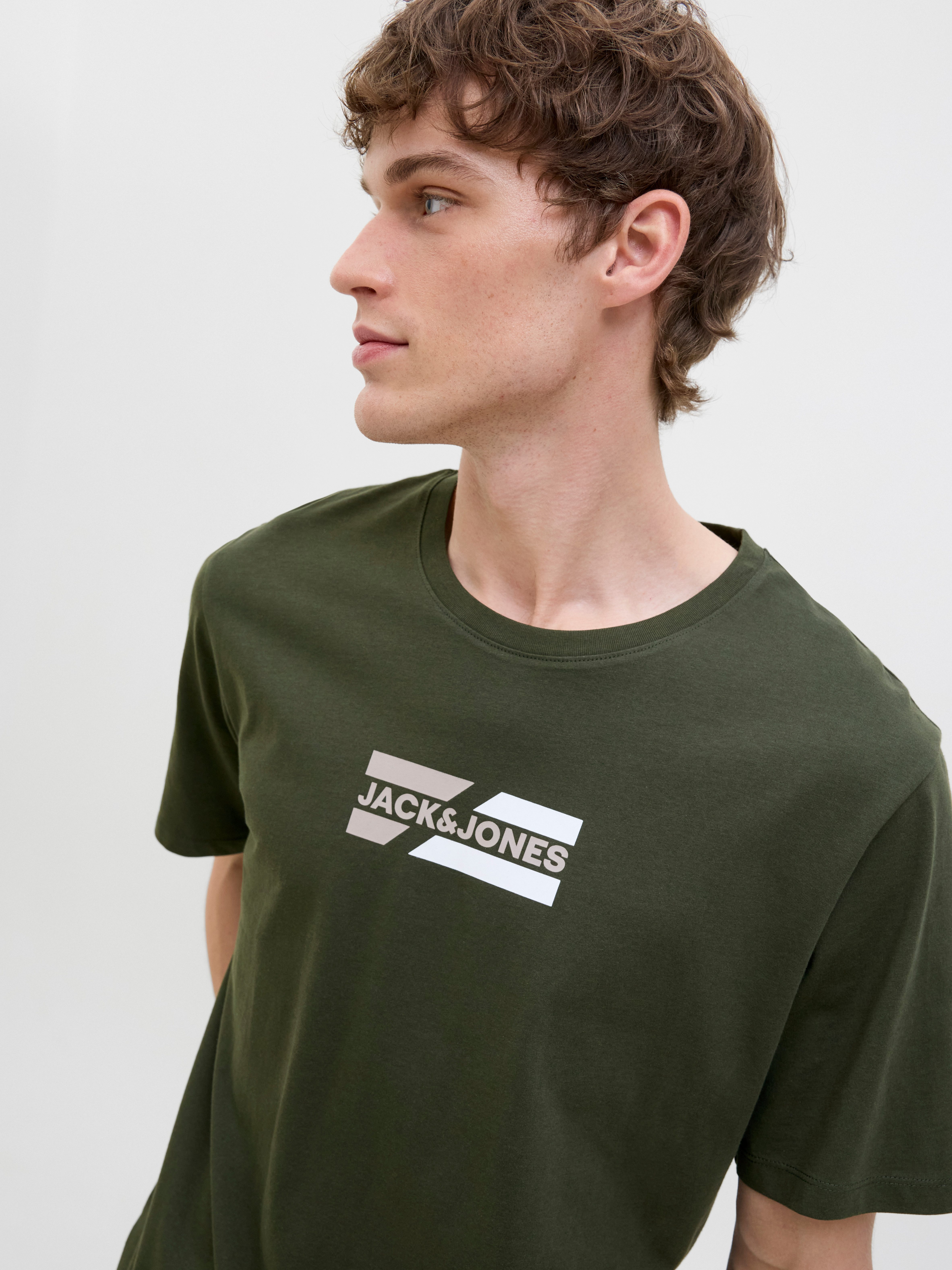 Jack & Jones Rundhalsshirt JJECORP GRAPHIC TEE SS O-NECK NOOS mit Logo Print