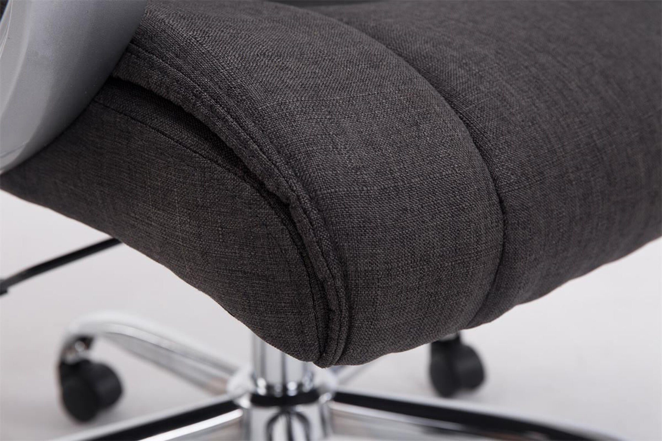 Gestell: - Apodo Rückenlehne TPFLiving Sitz: höhenverstellbar dunkelgrau Stoff bequemer 360° und Drehstuhl, XXL), Bürostuhl mit - (Schreibtischstuhl, Bürostuhl Metall drehbar Chefsessel, chrom