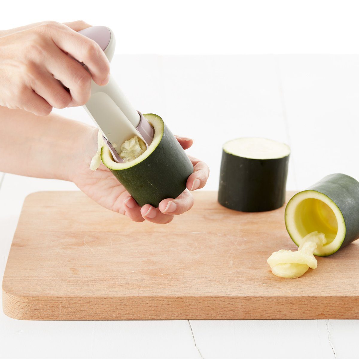 LEKUE Gemüseschneider Obst- und Gemüseausstecher, Für 3.3cm bis 4.3 cm breite Öffnungen, Tiefe regulierbar