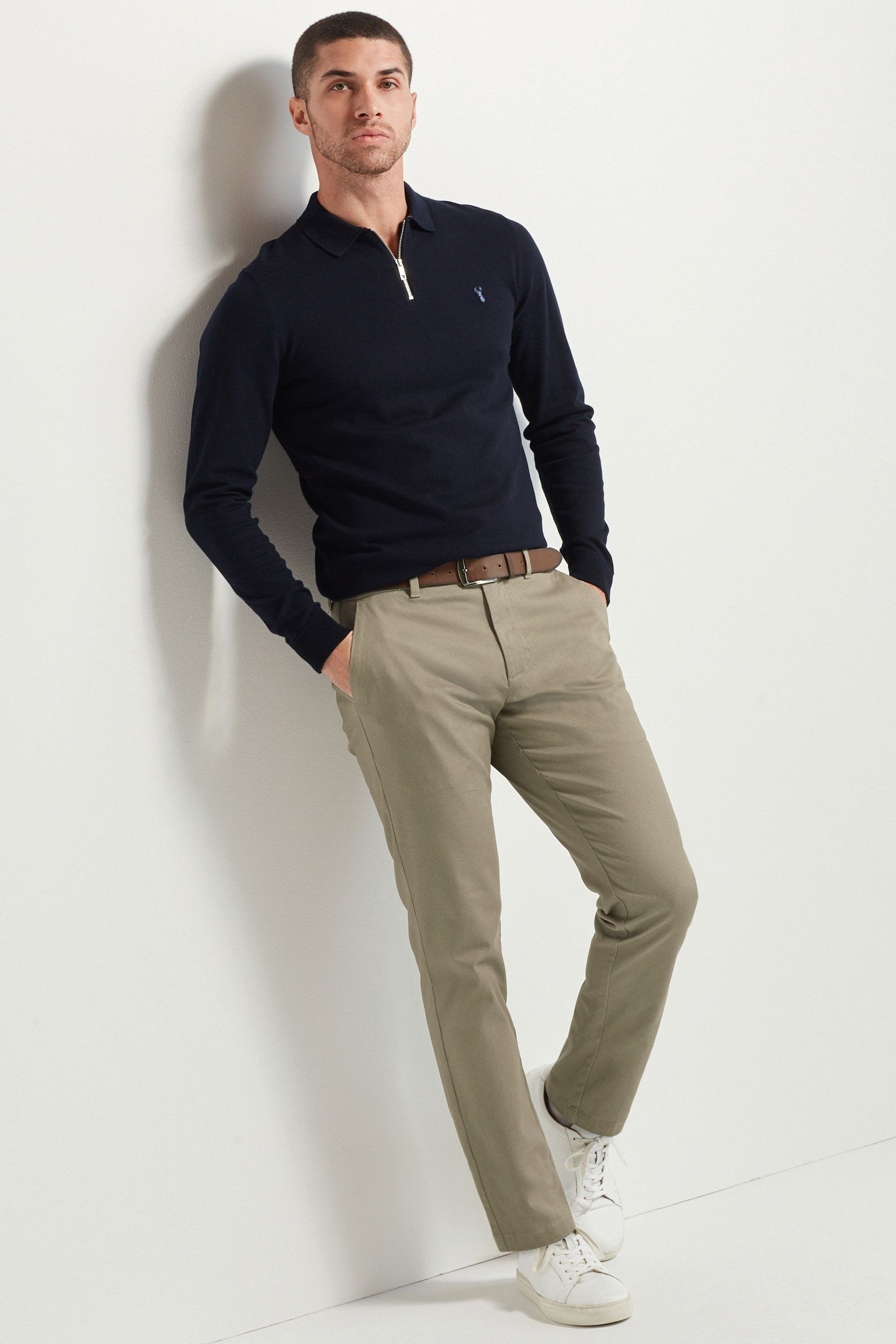 Next Chinohose Weiche Straight Fit Chinohose günstig online kaufen