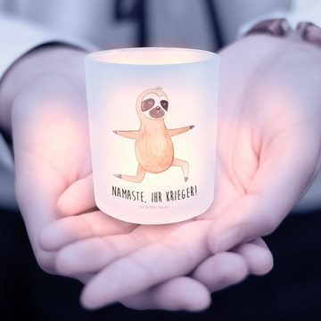 Mr. & Mrs. Panda Windlicht Faultier Yoga - Transparent - Geschenk, Faultier Geschenk, Entspannun (1 St), Stimmungsvolle Beleuchtung