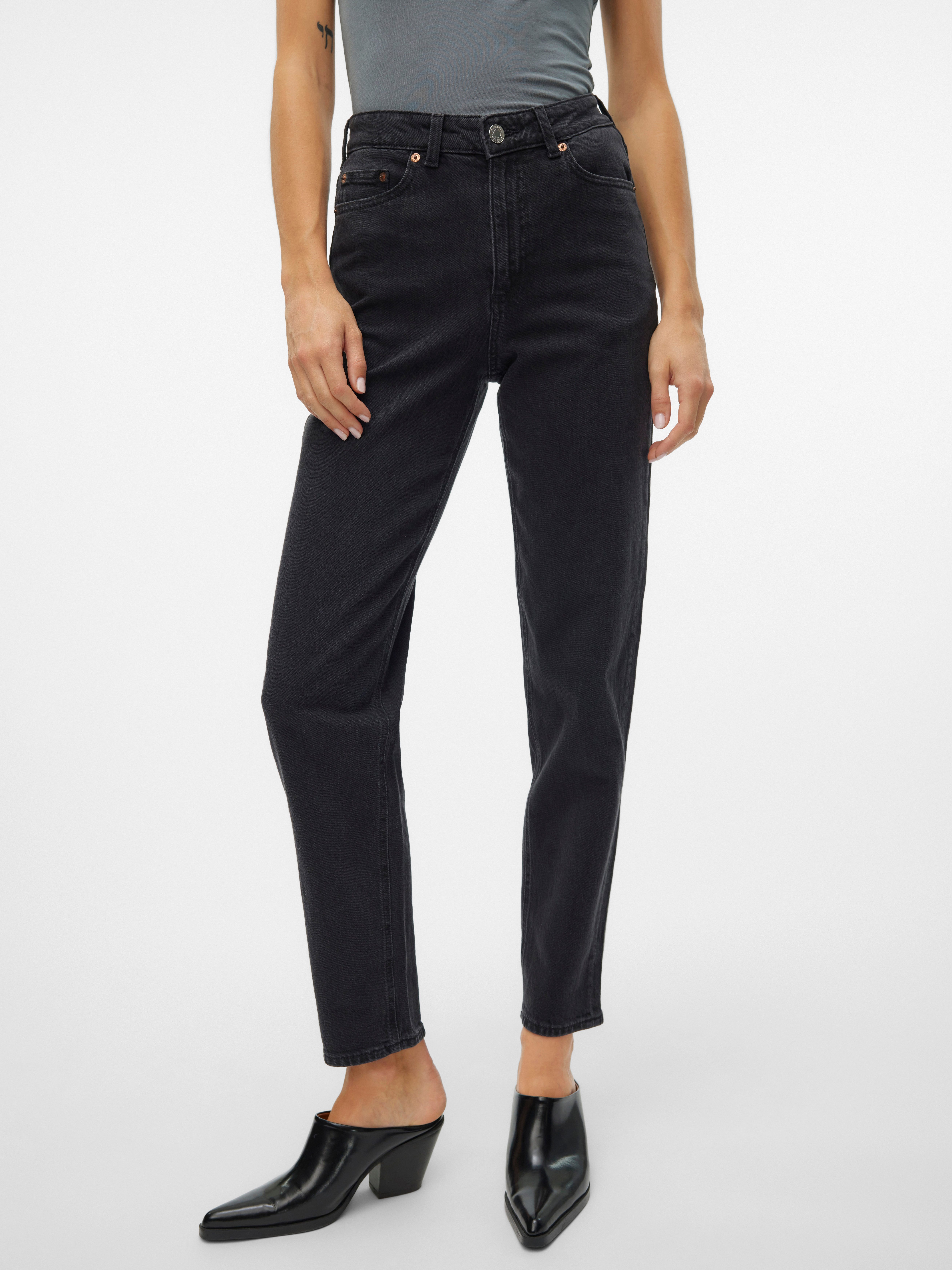 Vero Moda Мамины джинсы VMTESSA HR MOM JEANS RA220 GA NOOS