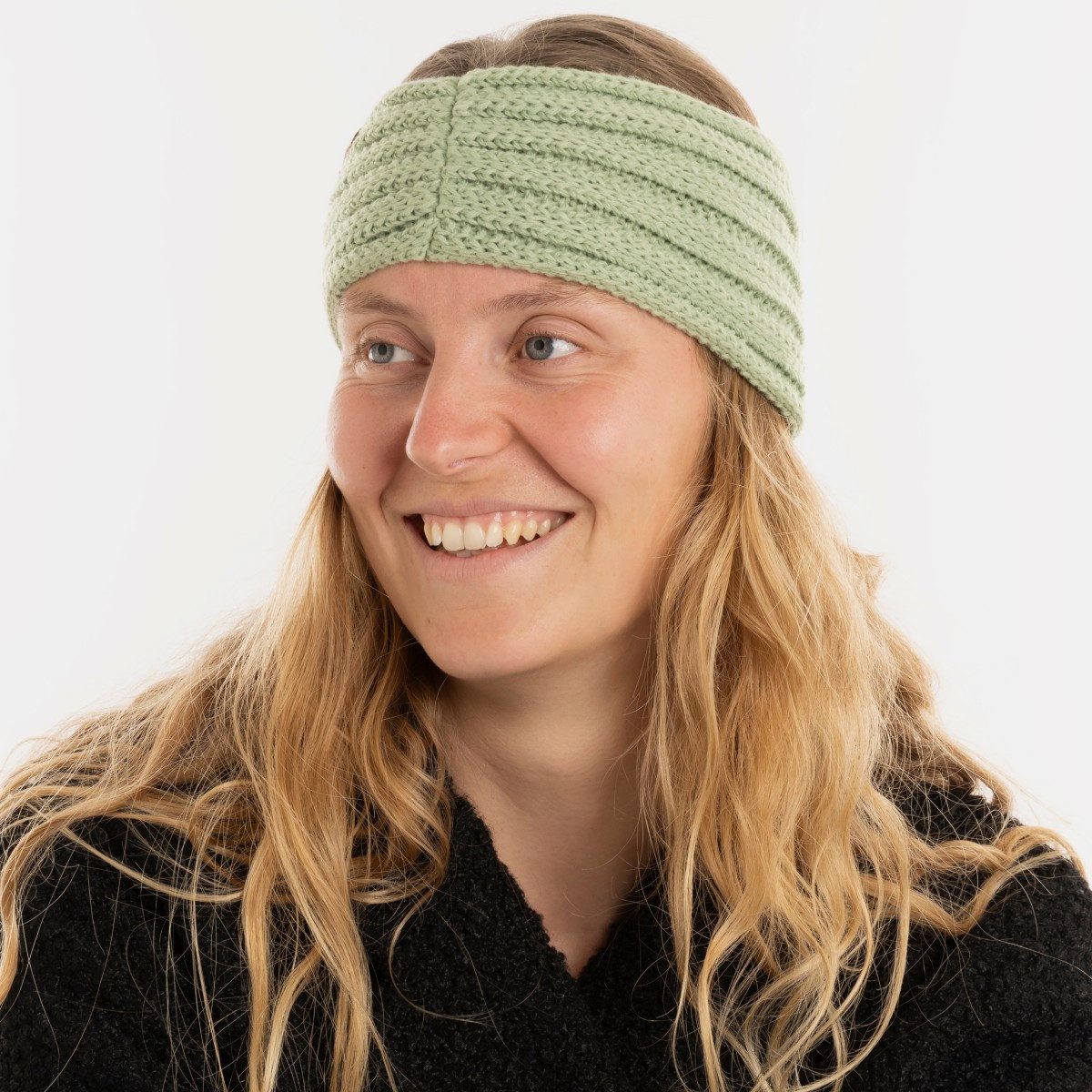 Knit Factory Stirnband Nica Stirnband Sage Green One Size Gestreift (Set, 1-St., Spar-Set) Strick accesoires Wohnen sale winter herbst deko mode Damen Herren
