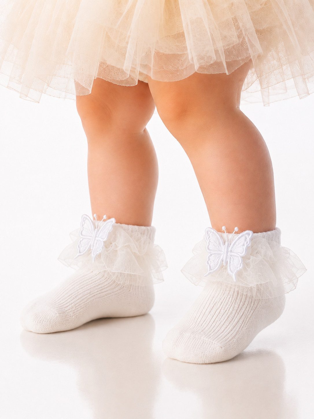La Bortini Socken Socken Söckchen mit Rüschen Spitze in Creme festlich Strümpfe festlich, 44 50 56 62 68 74 80 86 92 98 104 110 116 122