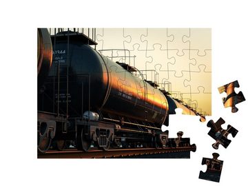 puzzleYOU Puzzle Transport von Kesselwagen bei Sonnenuntergang, 48 Puzzleteile, puzzleYOU-Kollektionen Eisenbahn