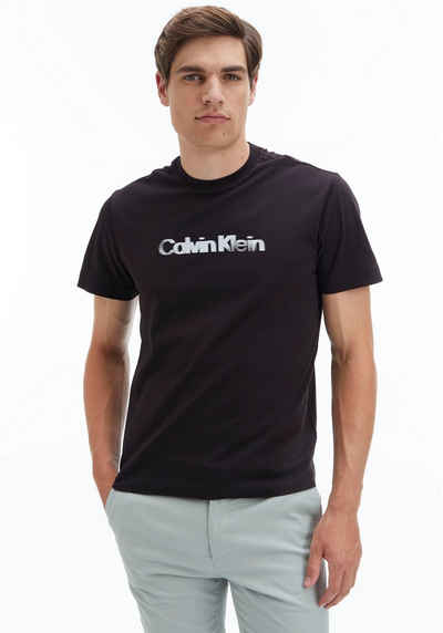Calvin Klein Kurzarmshirt mit Calvin Klein Logo auf der Brust