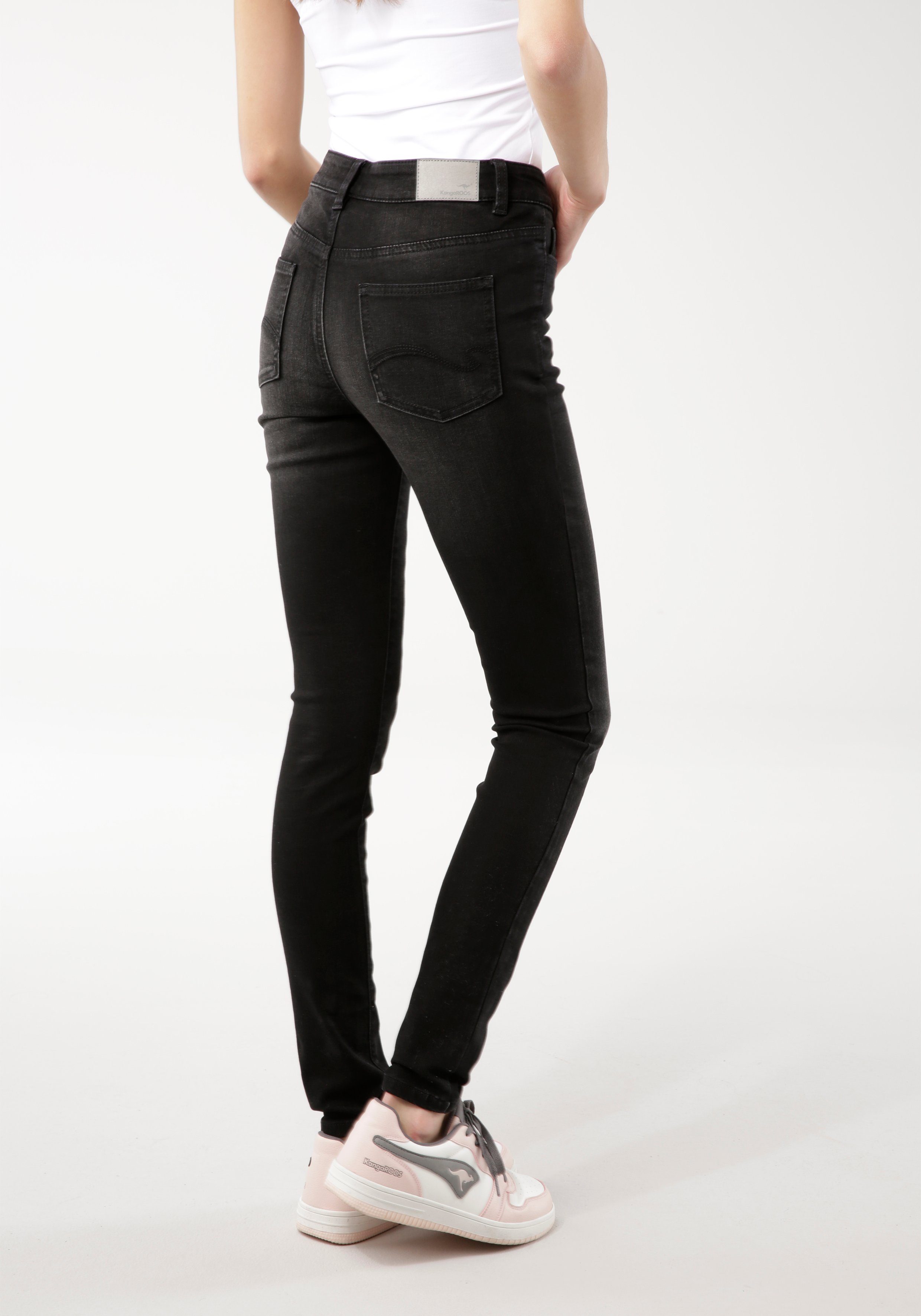 KangaROOS black-used RISE SKINNY HIGH mit used-Effekt SUPER 5-Pocket-Jeans