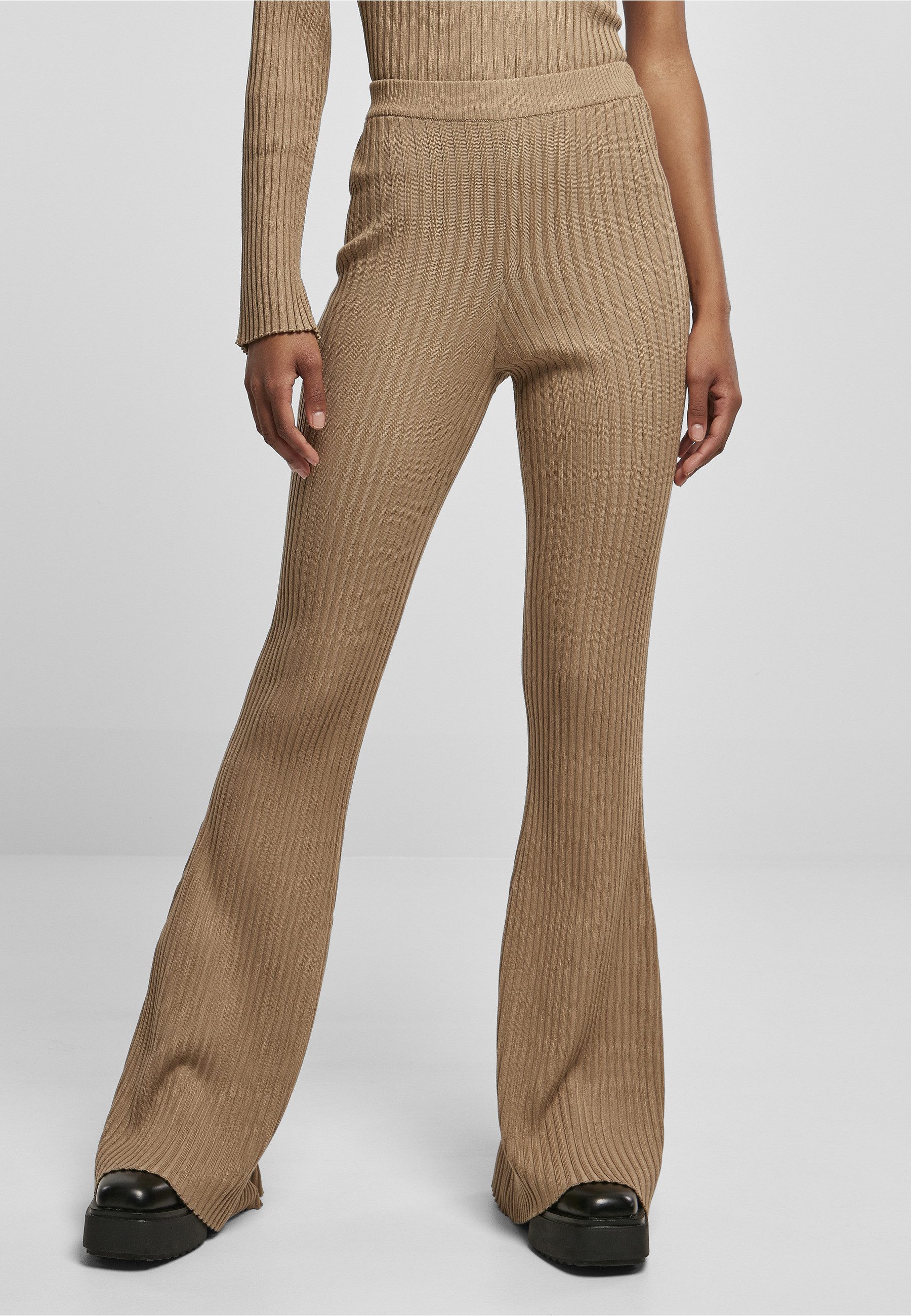 URBAN CLASSICS Leggings Urban Classics Damen Ladies Flared Rib Knit Leggings (1-tlg)