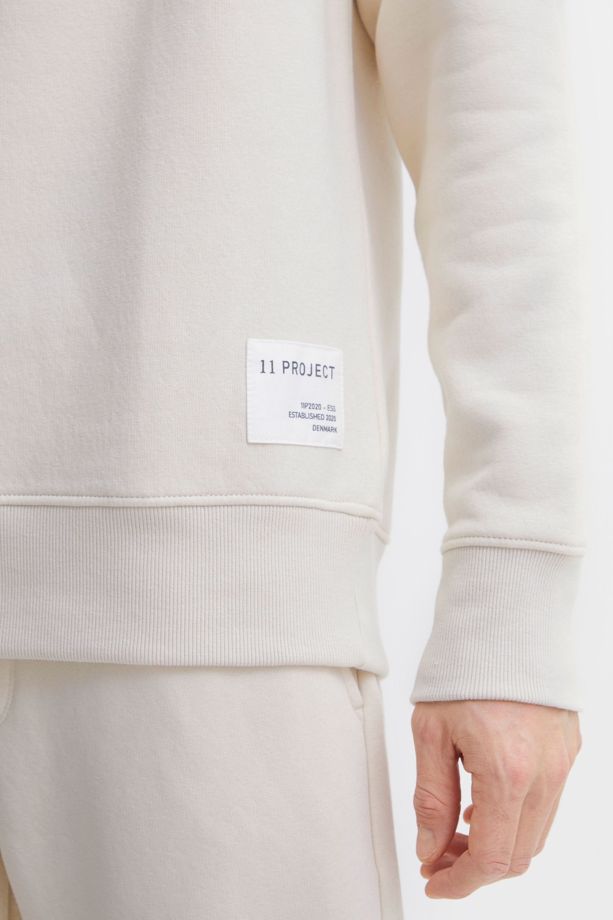 11 Project Sweatshirt PRAndreas Modischer Pullover