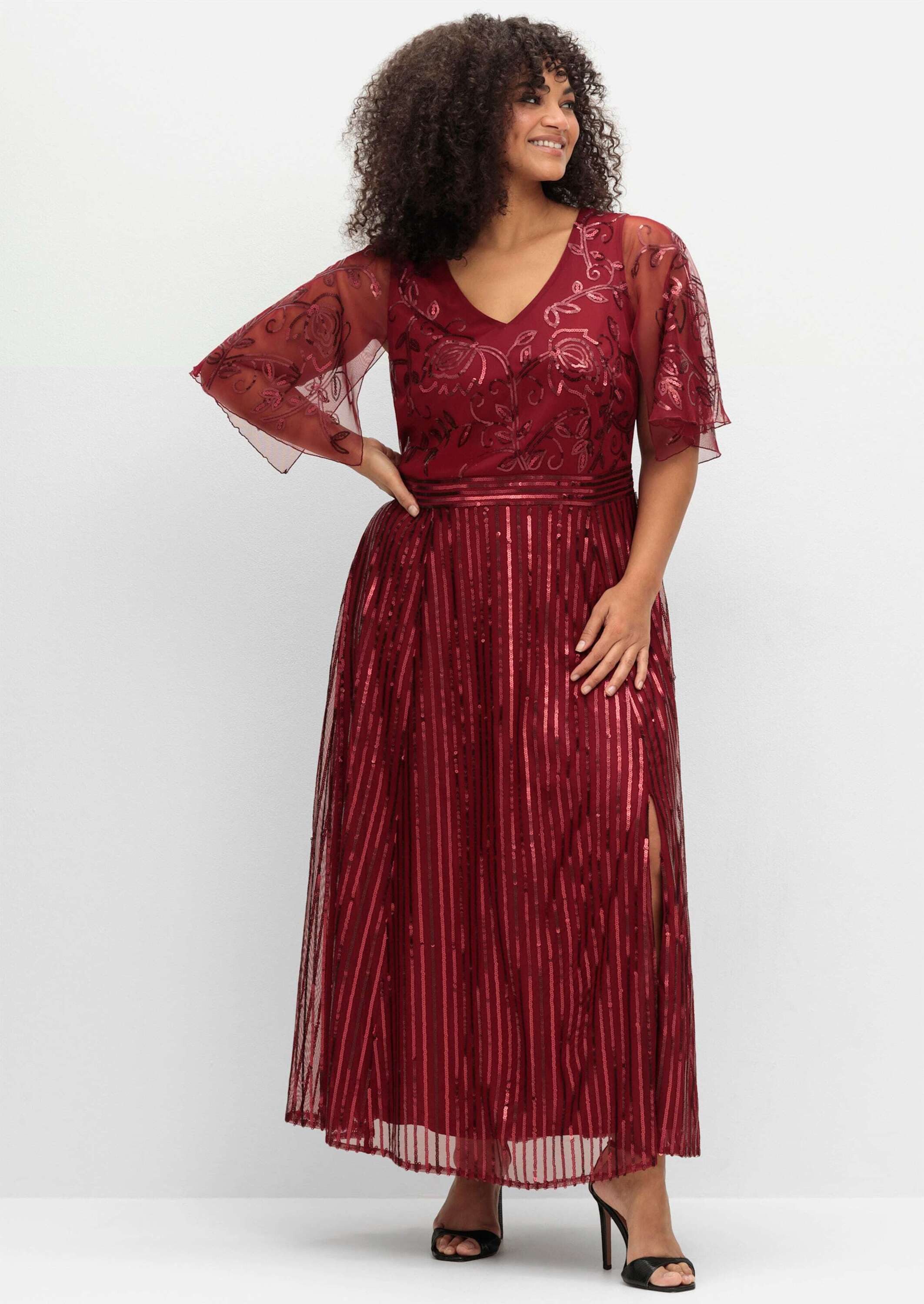 Sheego Etuikleid Abendkleid Kurzarm mit Pailletten und Meshrock