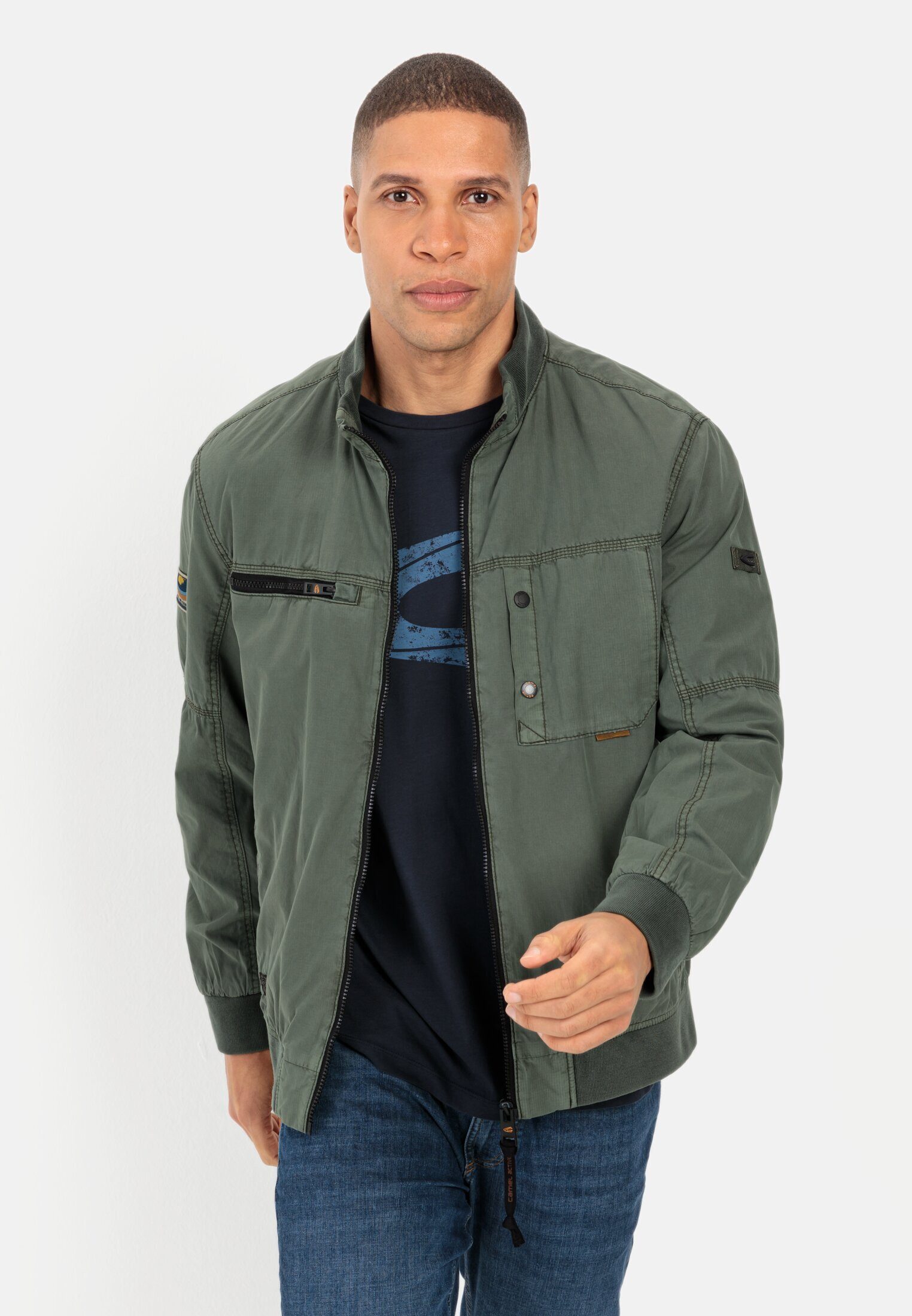 Outdoorjacke mit Stehkragen