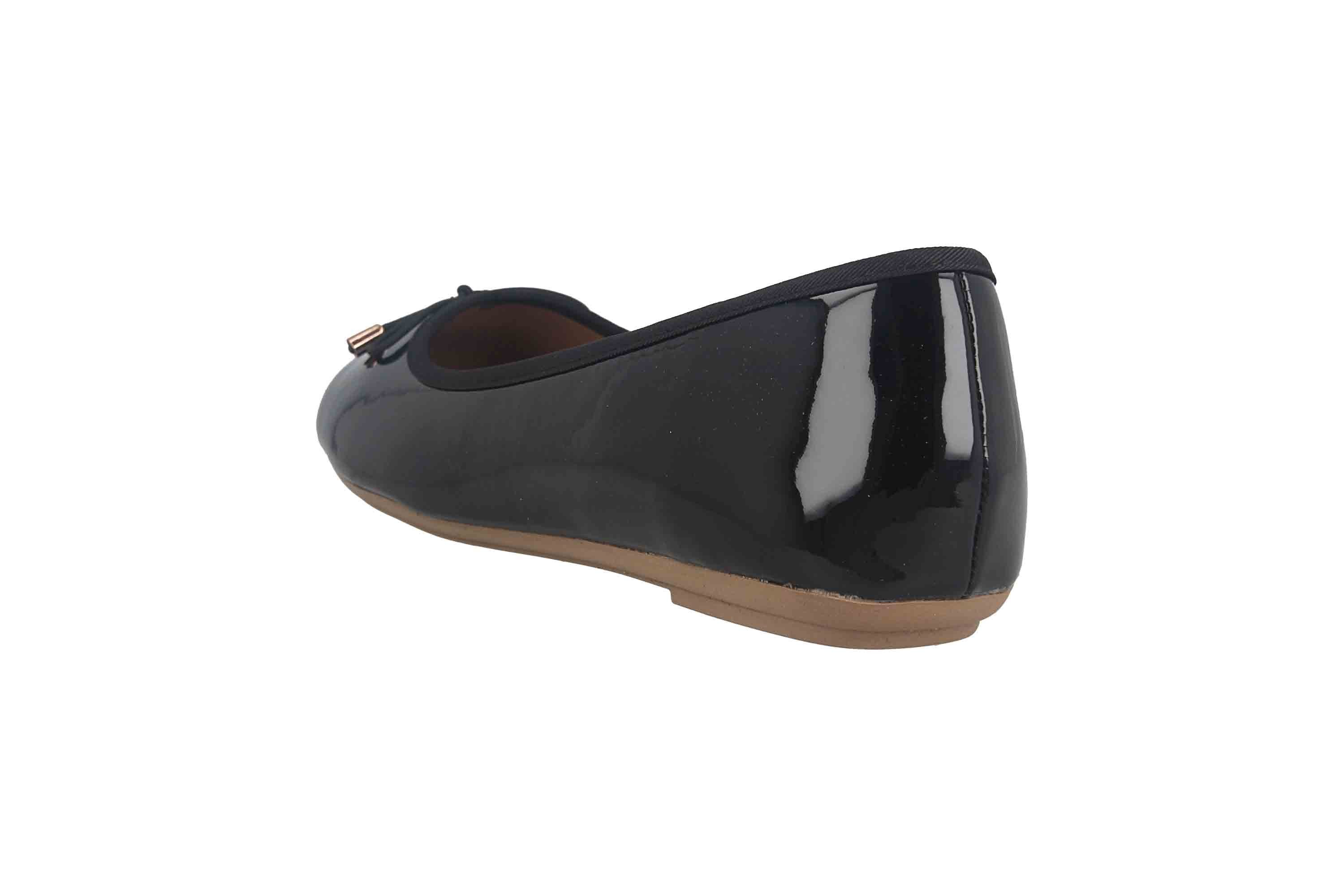 LadyPepp 2514378 Black Patent Ballerina