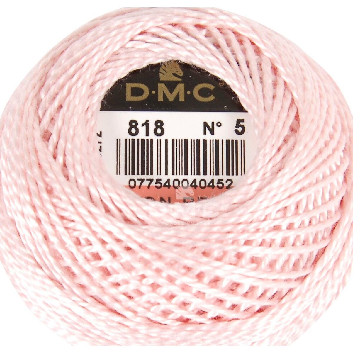 DMC DMC Pelote de fil perlé, épaisseur 5, 10 g, 116a/5-818 Stickgarn, (embroidery kit by Marussia, 1-St., Hochwertiges Garn zum Stricken und Häkeln), Hochwertiges Garn zum Stricken und Häkeln
