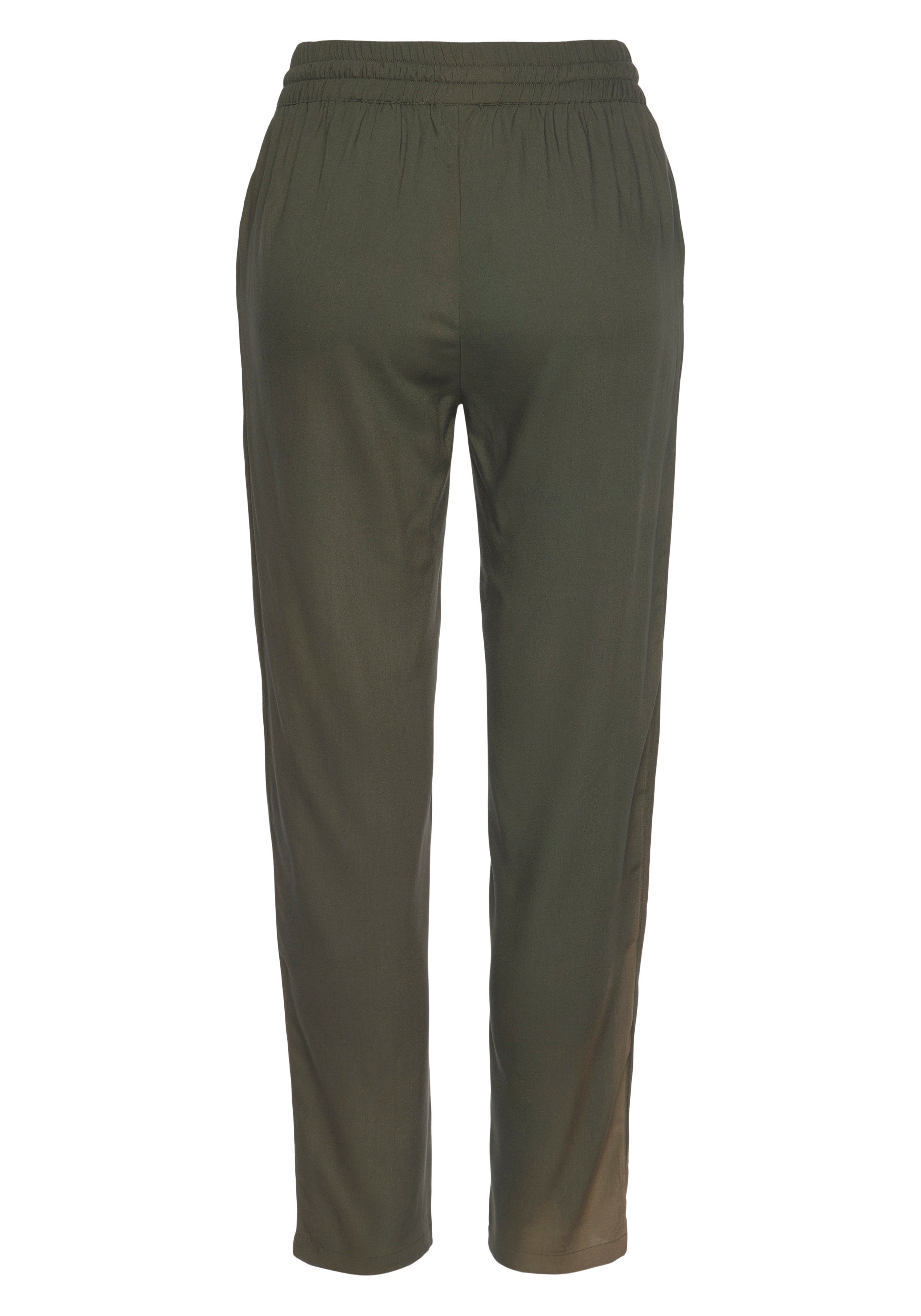 LASCANA Schlupfhose aus sehr leichter, bequemer Viskose bequeme Sommerhose im Business-Look, Schlupfhose – Bild 4 von 5