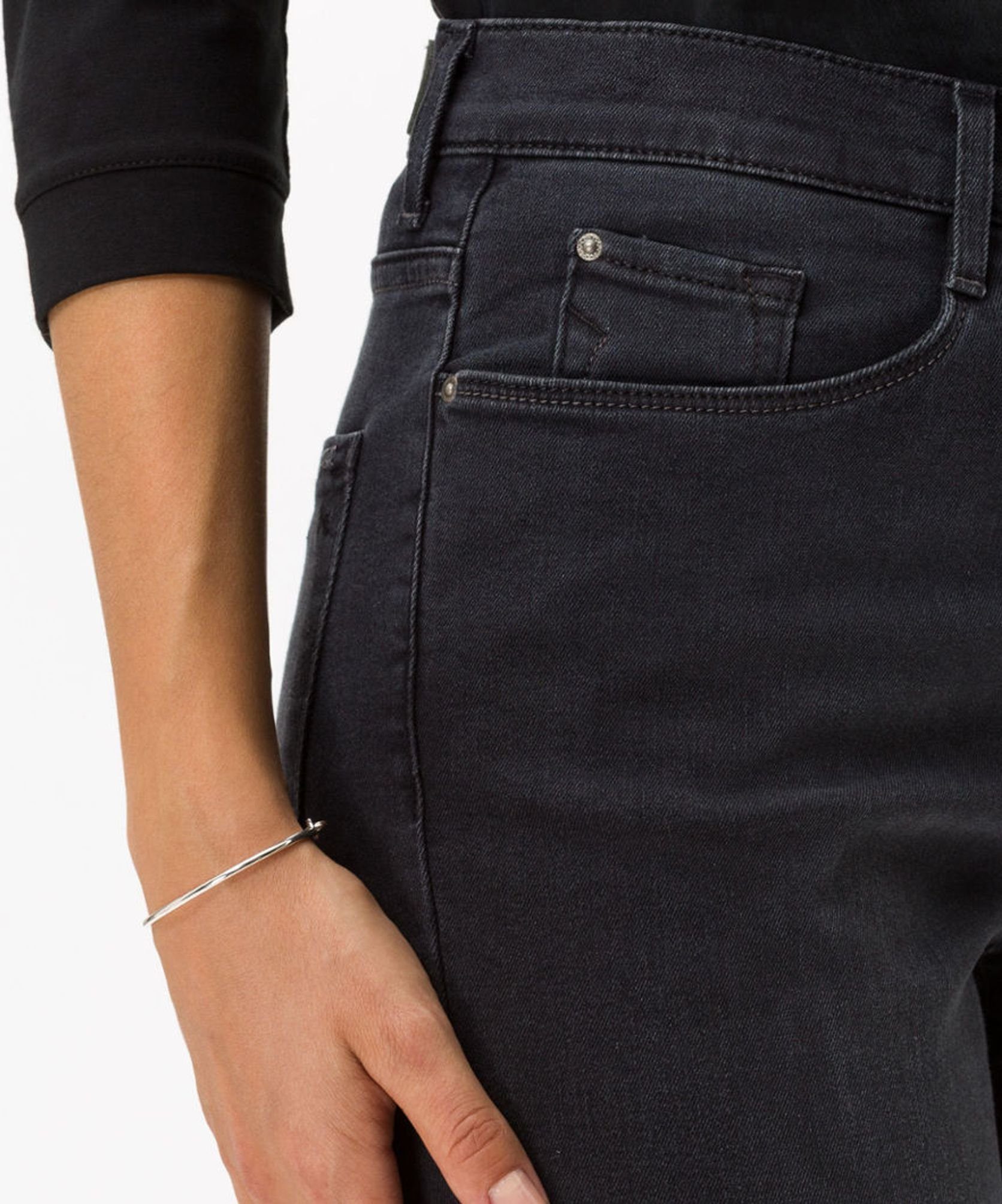 black (03) 70-4000 used 5-Pocket-Jeans Brax
