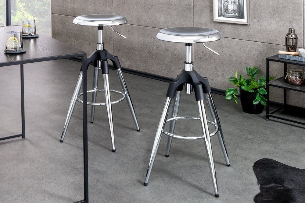 riess-ambiente Barhocker INDUSTRIAL silber-chrom / schwarz (Einzelartikel, 1 St), Küche · Metall · höhenverstellbar · drehbar · rund · Industrial Design