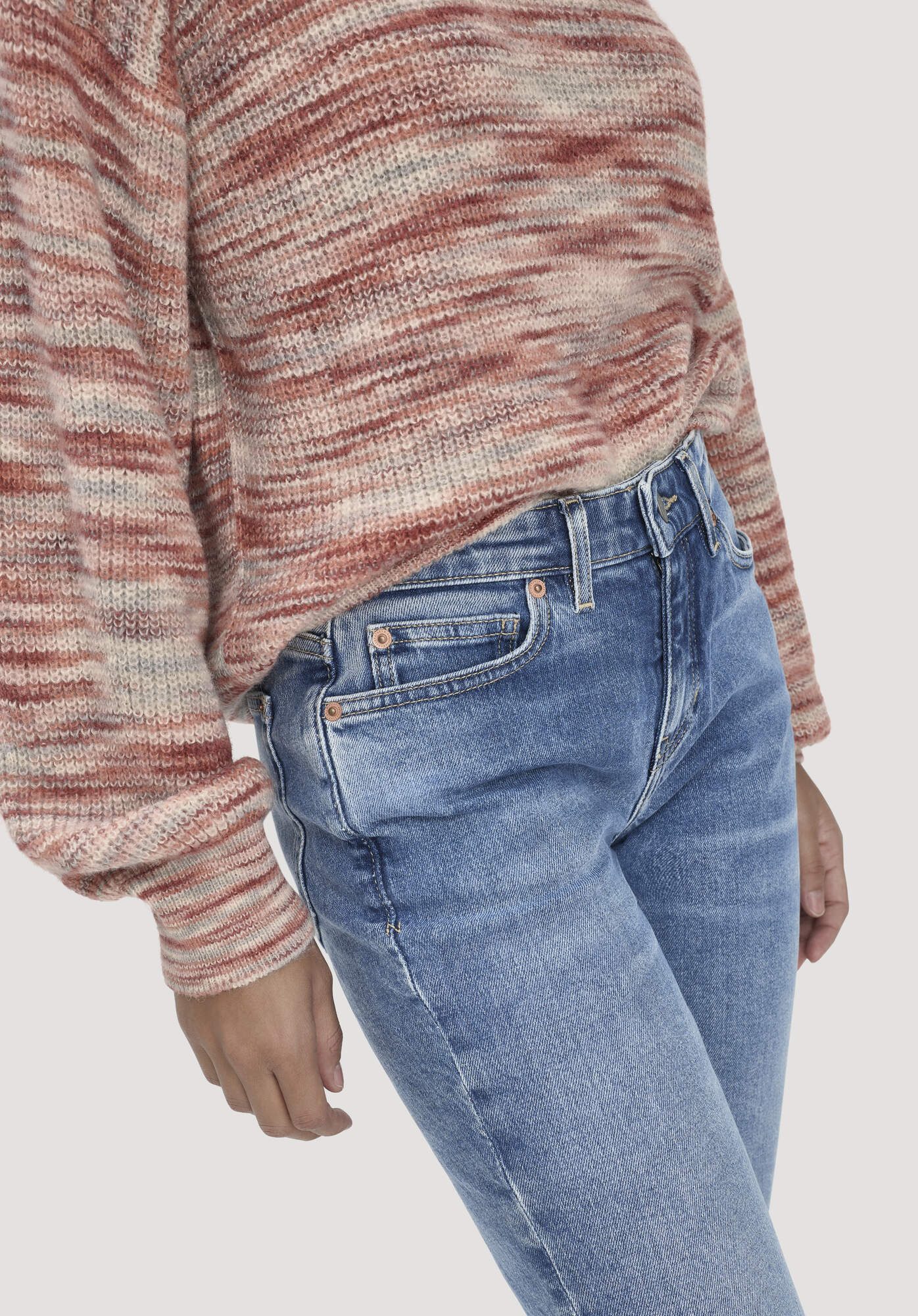 Hessnatur Bequeme Jeans MARIE Straight aus Bio-Denim (1-tlg) MARIE Straight aus Bio-Denim