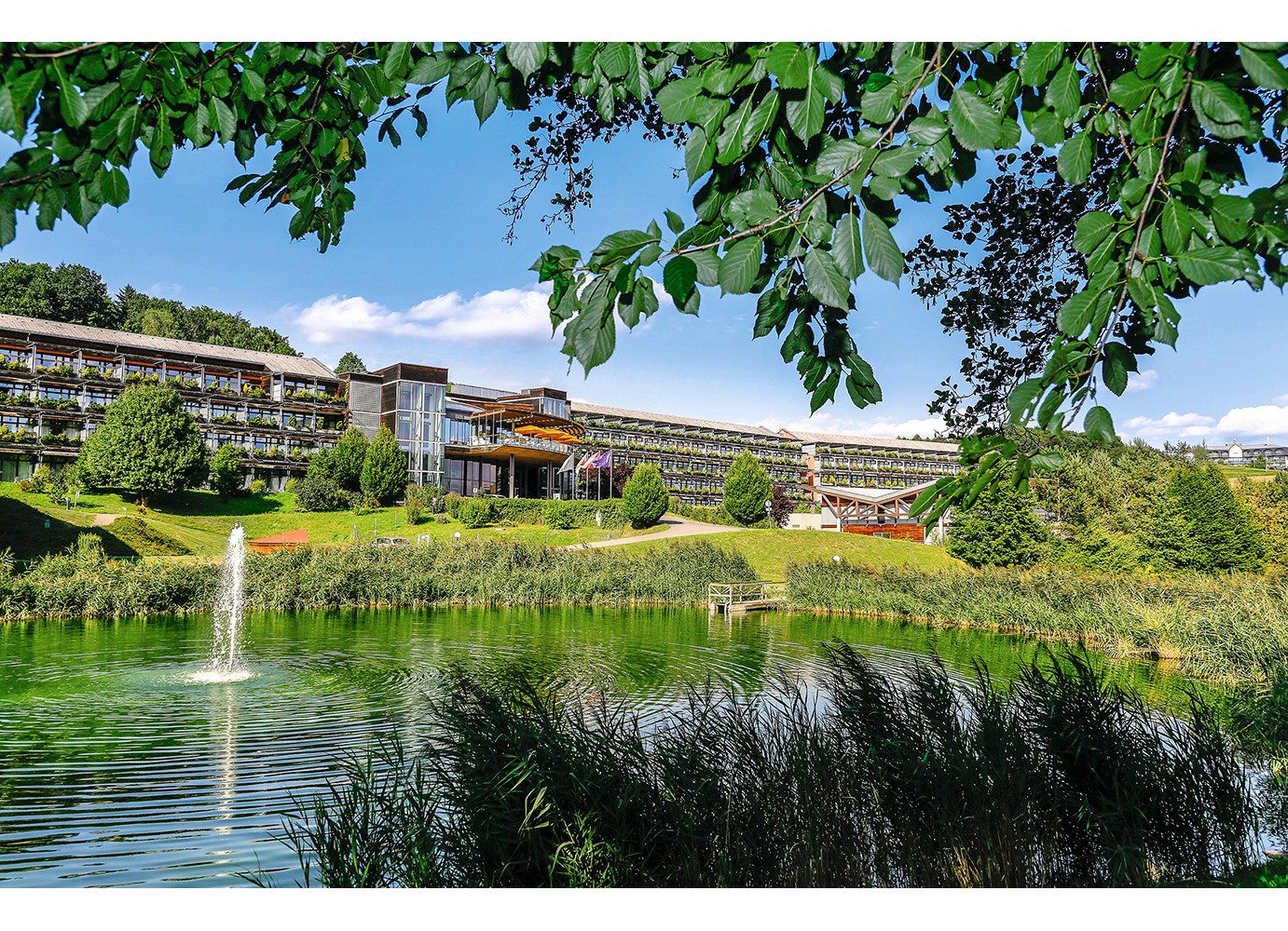 mydays Erlebnisgutschein Therme Loipersdorf Kurzurlaub für 2, Spass und Erholung in Thermen und Spas fuer 2 Personen