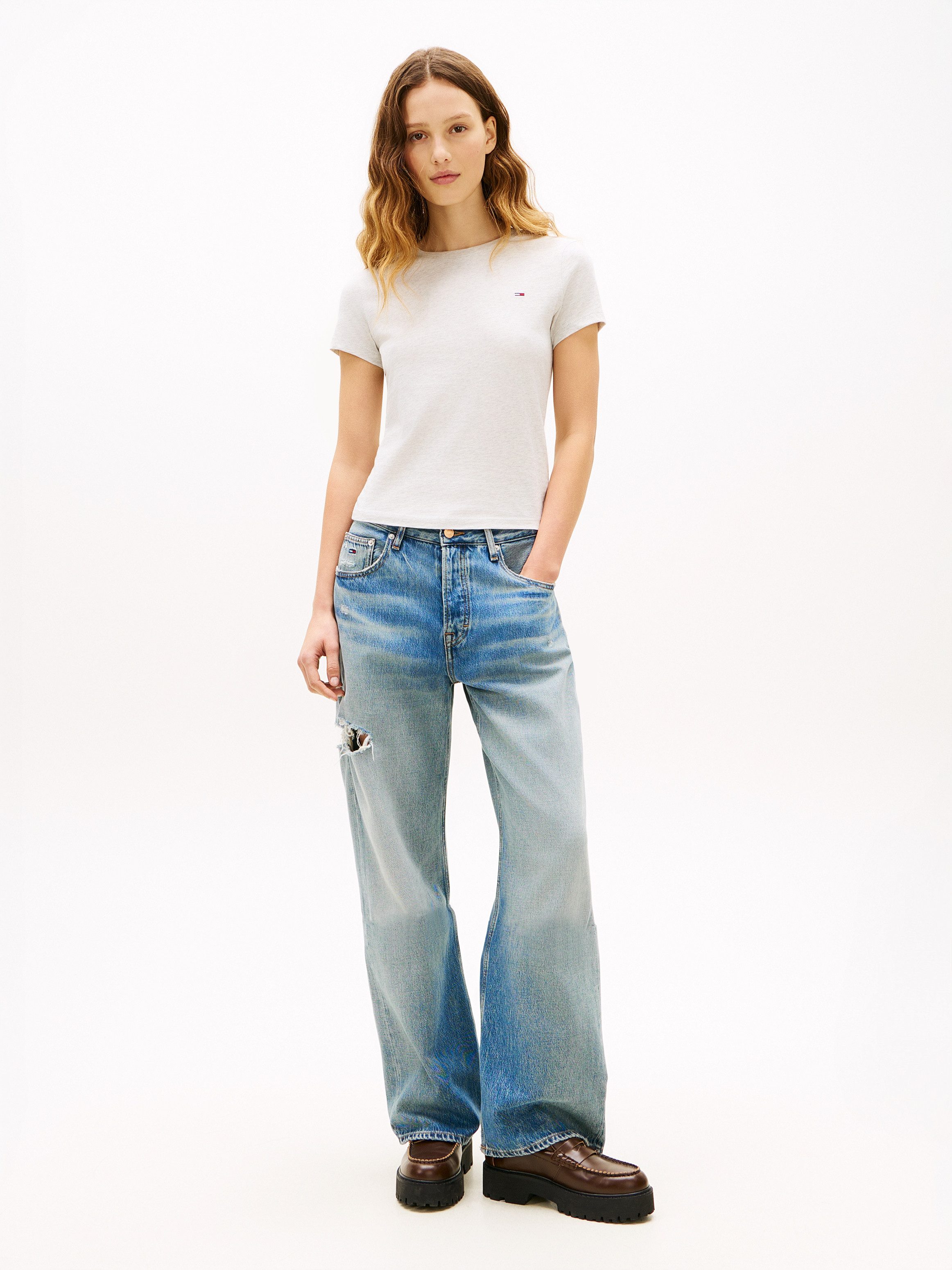 Tommy Jeans Kurzarmshirt TJW SLIM C-NECK TEE mit Logo-Stickerei
