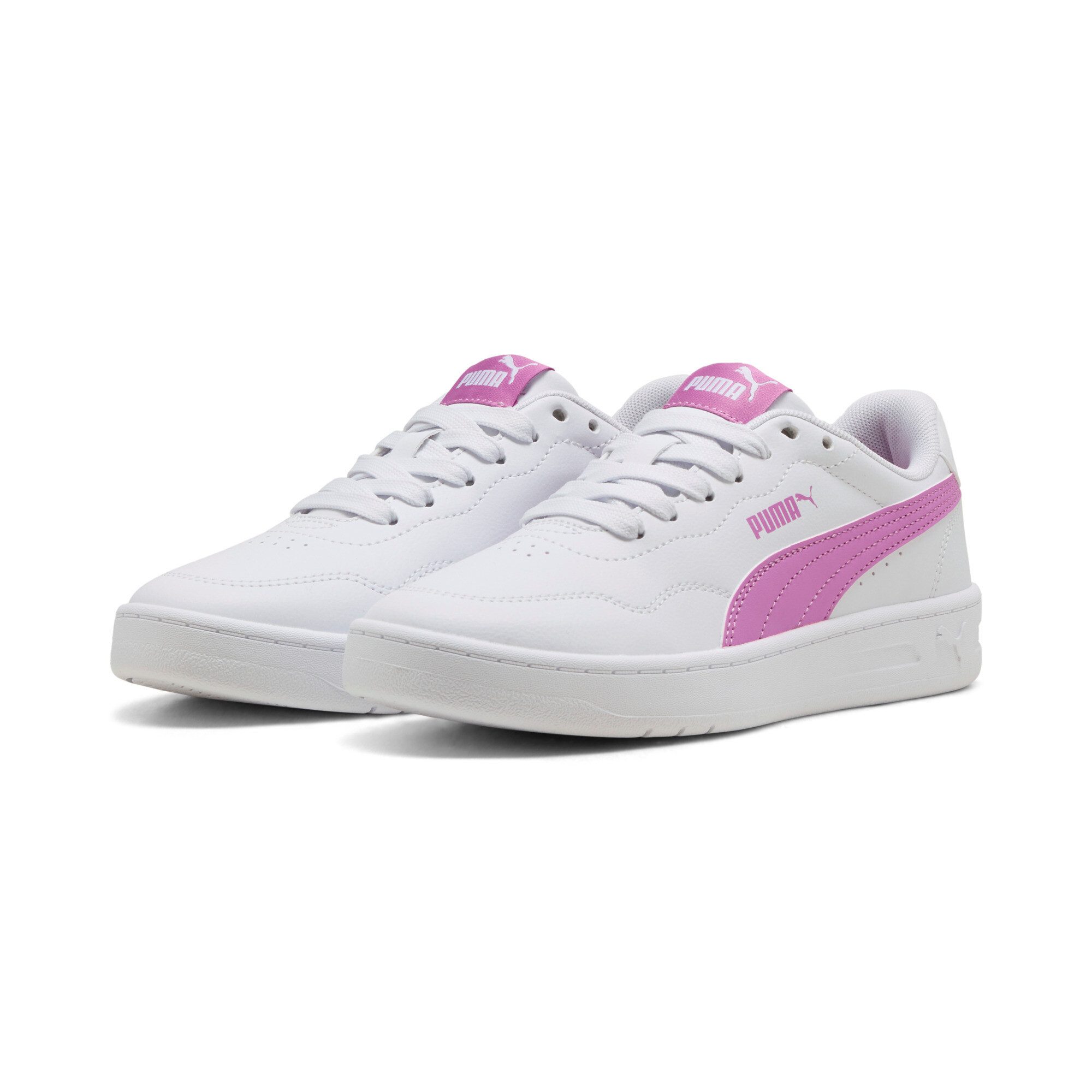 PUMA COURT LALLY JR Sneaker (für Jugendliche) für sportliche Aktivitäten und Streetwear, mit Schnürung