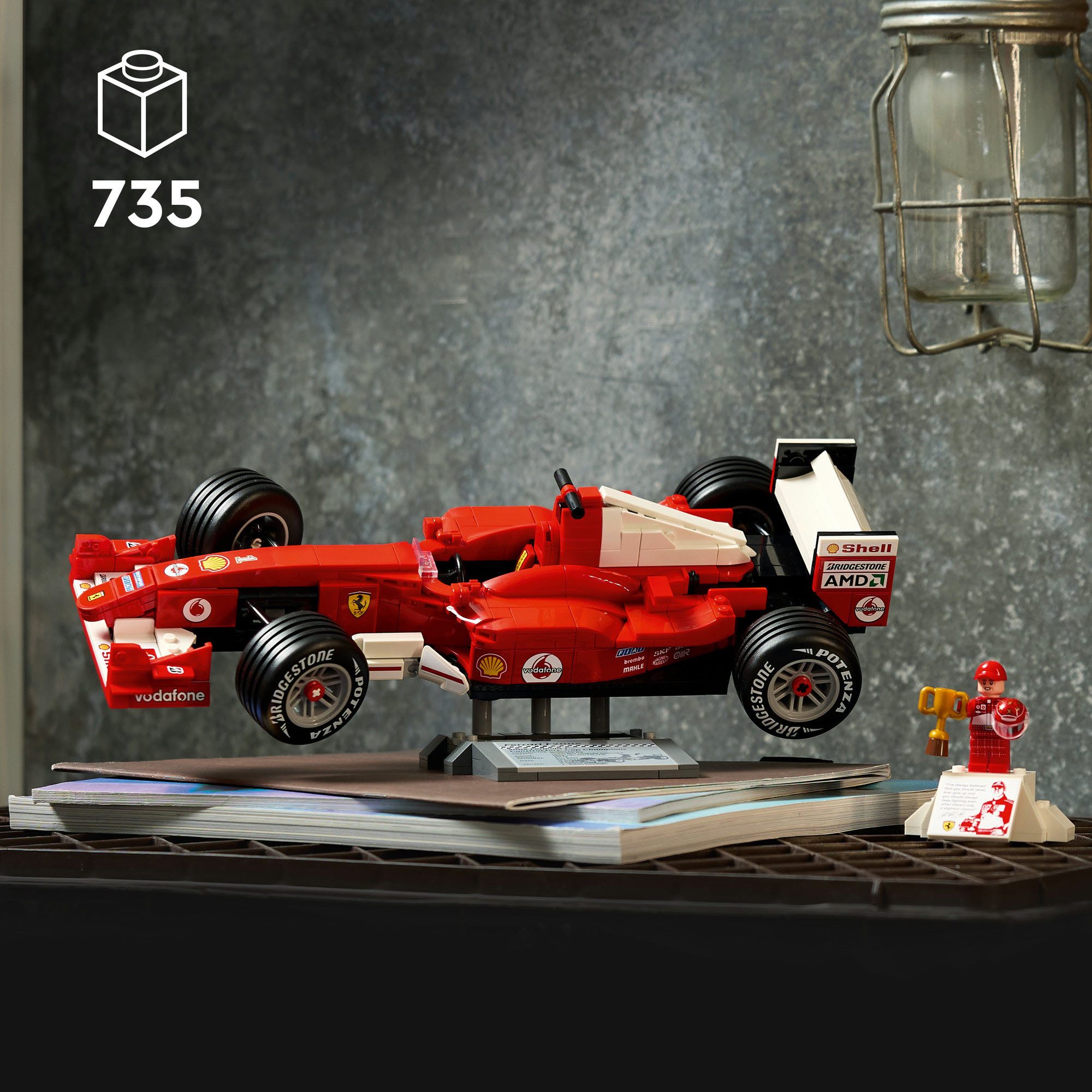 LEGO® Ferrari F2004 und Michael Schumacher (11375), LEGO Icons Konstruktionsspielsteine, (735 St)