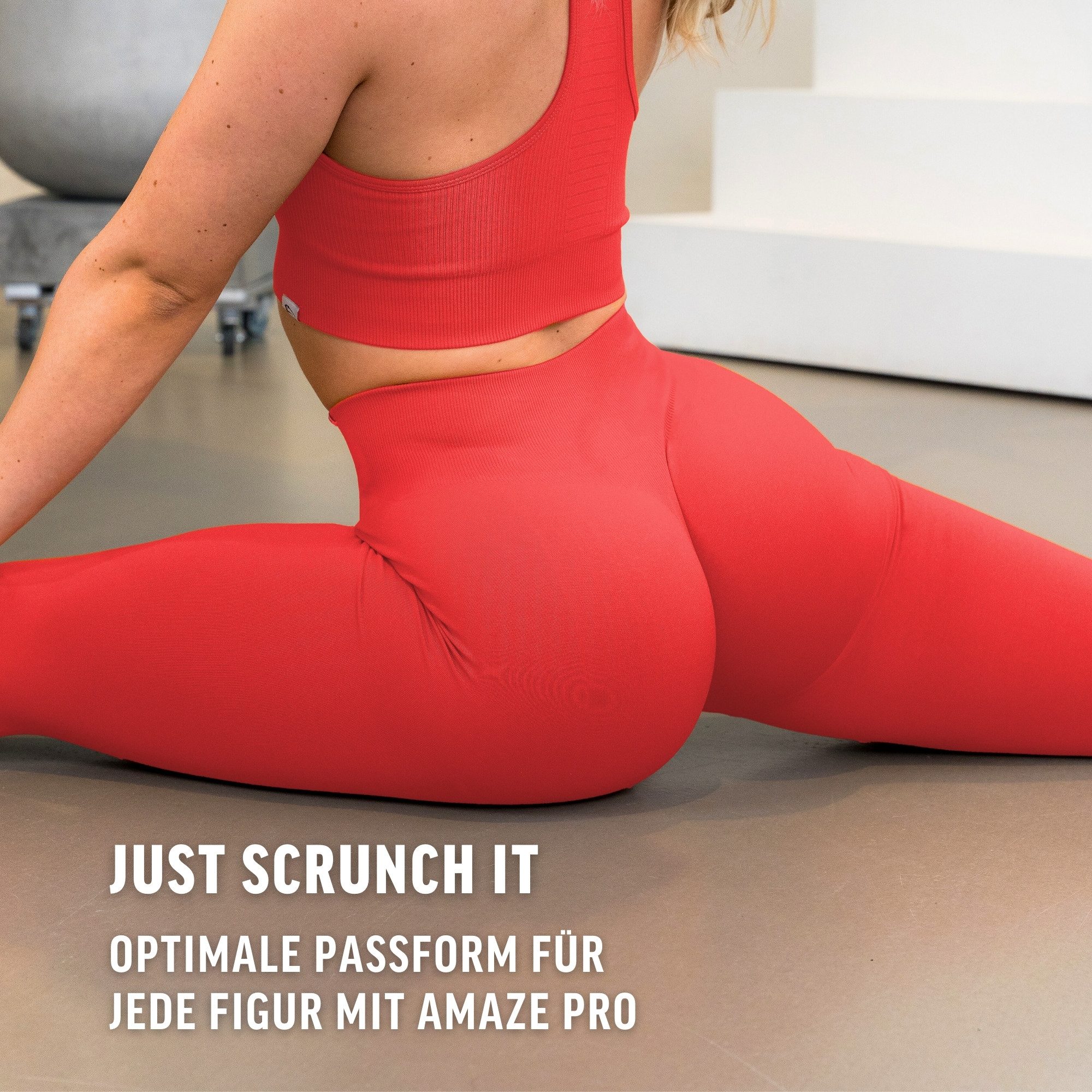Smilodox Leggings Amaze Pro mit Scrunch-Effekt, High Waist V-Shape Sport & Yogahose Seamless Push Up Booty Fitnesshose Blickdicht Yoga Gym Figurformend