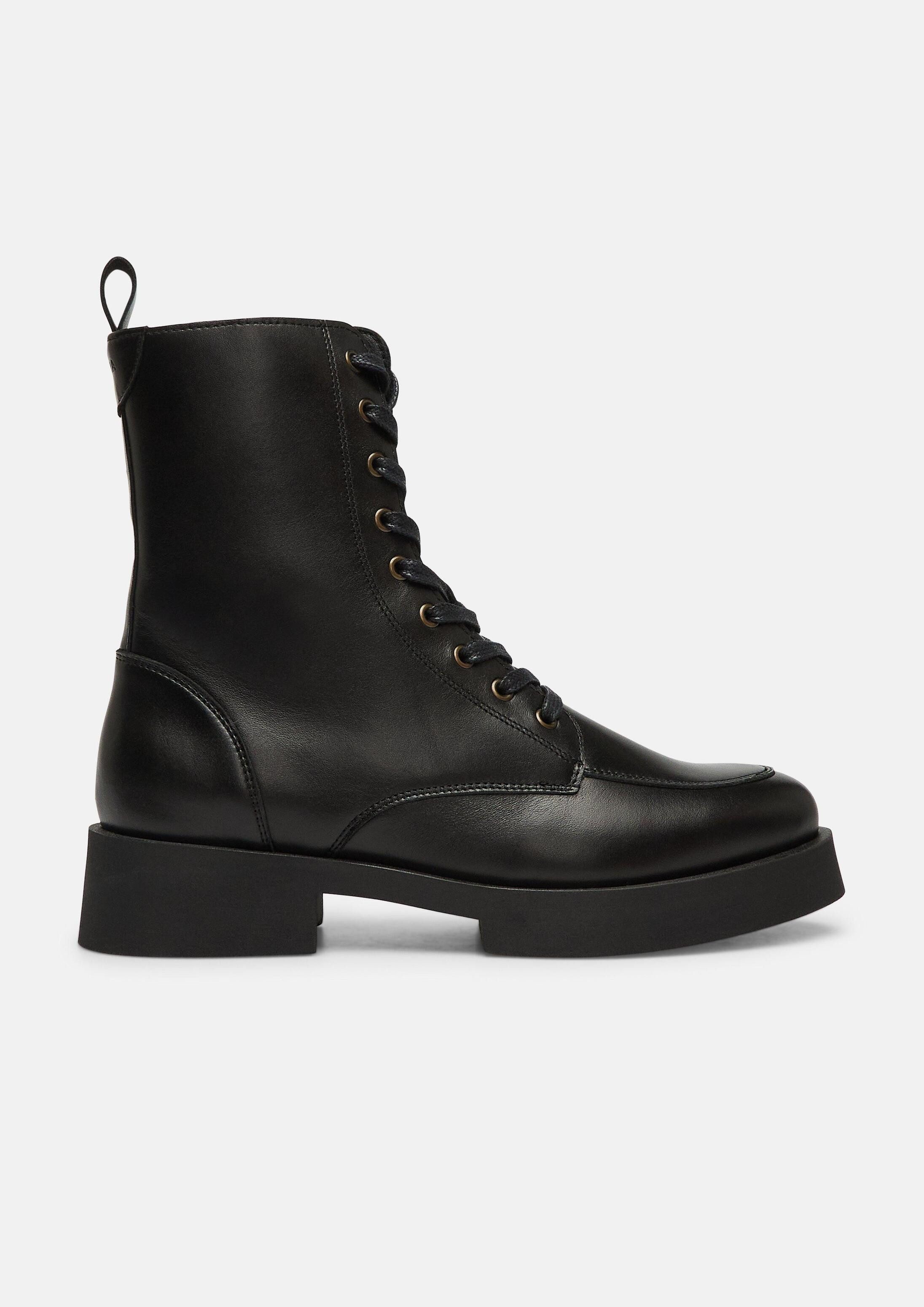 comma Stiefel Stiefel Schnürboots mit charakteristischer Sohle
