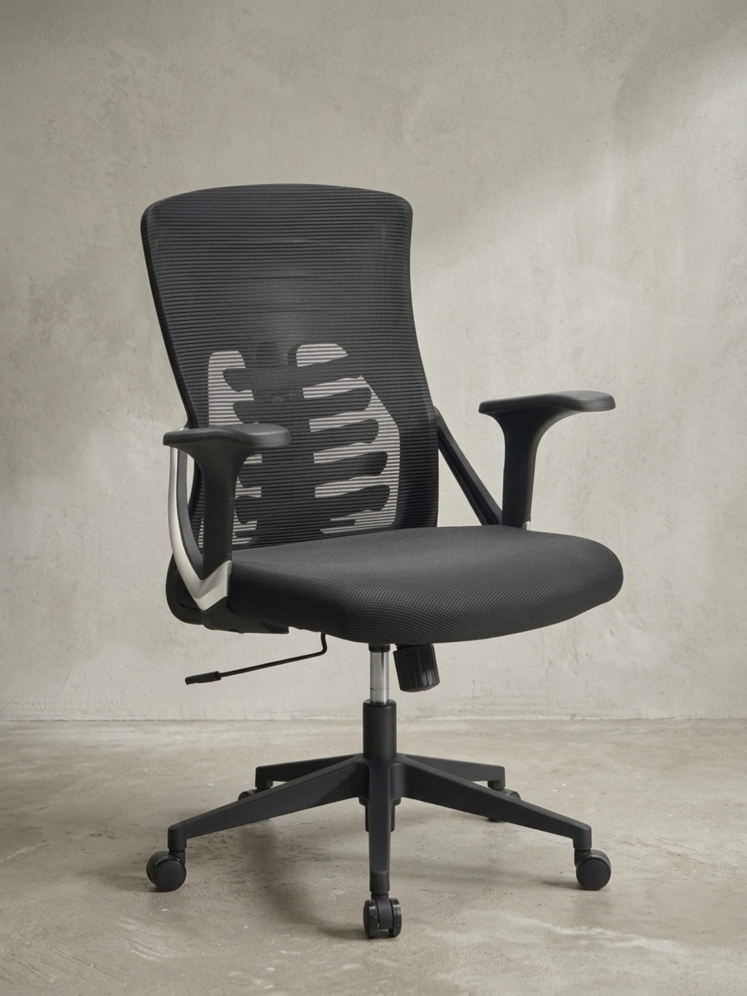 KADIMA DESIGN Bürostuhl Mesh-Drehstuhl, Höhenverstellbar, Ergonomisch, Lordosenstütze, Schwarz (Atmungsaktives Netzgewebe, Armlehnen, Wippmechanik, 120kg belastbar), Ergonomische S-Form, Lordosenstütze 4-fach verstellbar