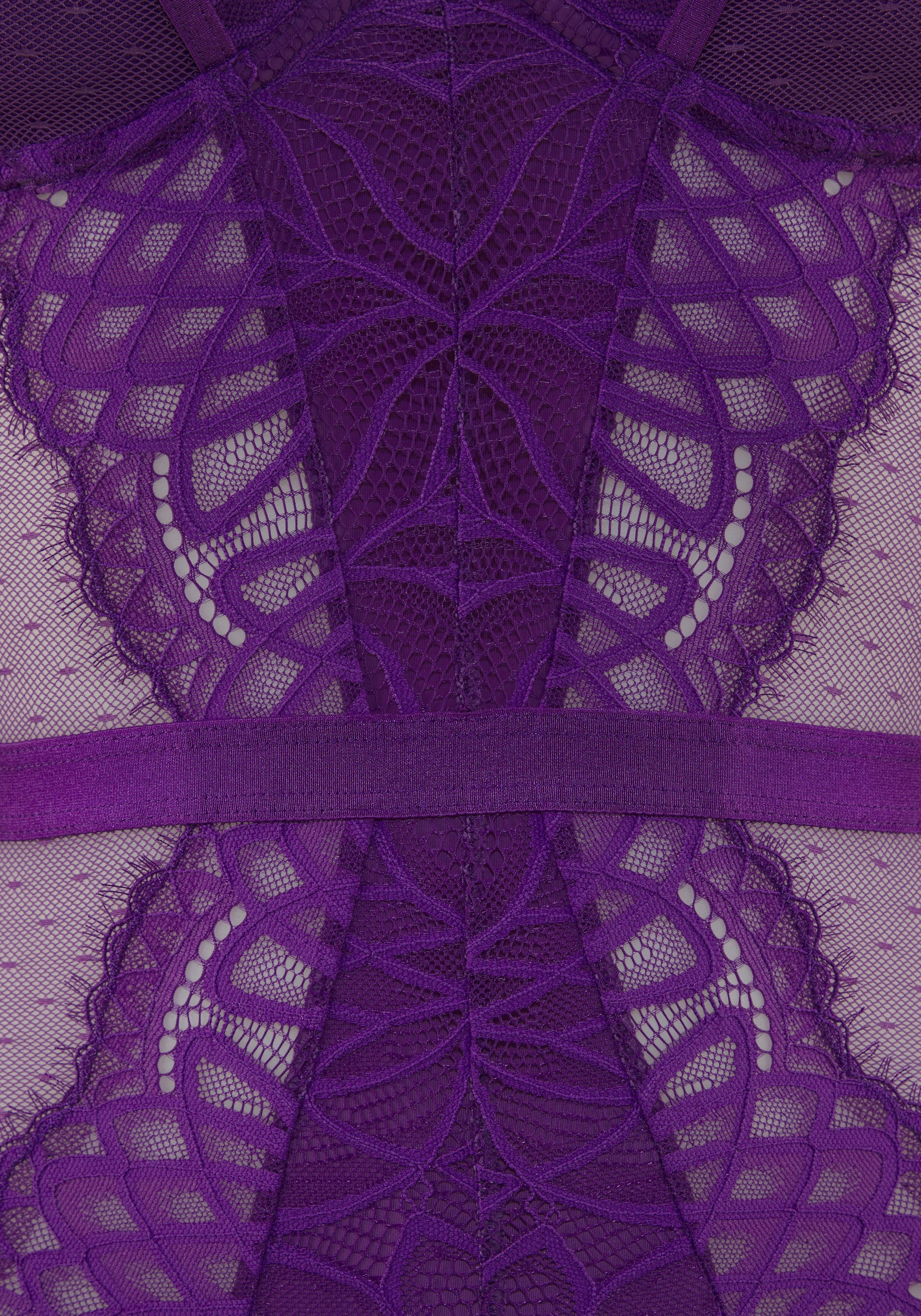 LASCANA Body Cara aus filigraner Spitze und Soft-Mesh anteilig aus recyceltem Material