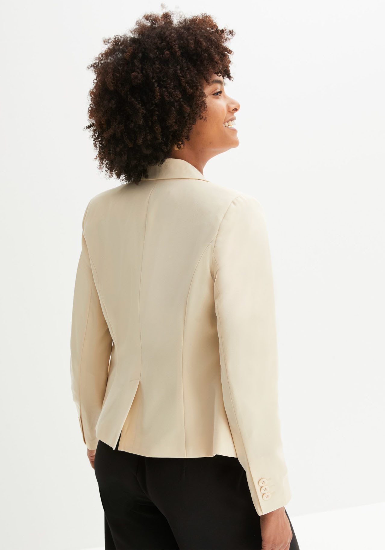 bonprix Kurzblazer eleganter Stil, Slim Fit, aus Polyester und Elasthan