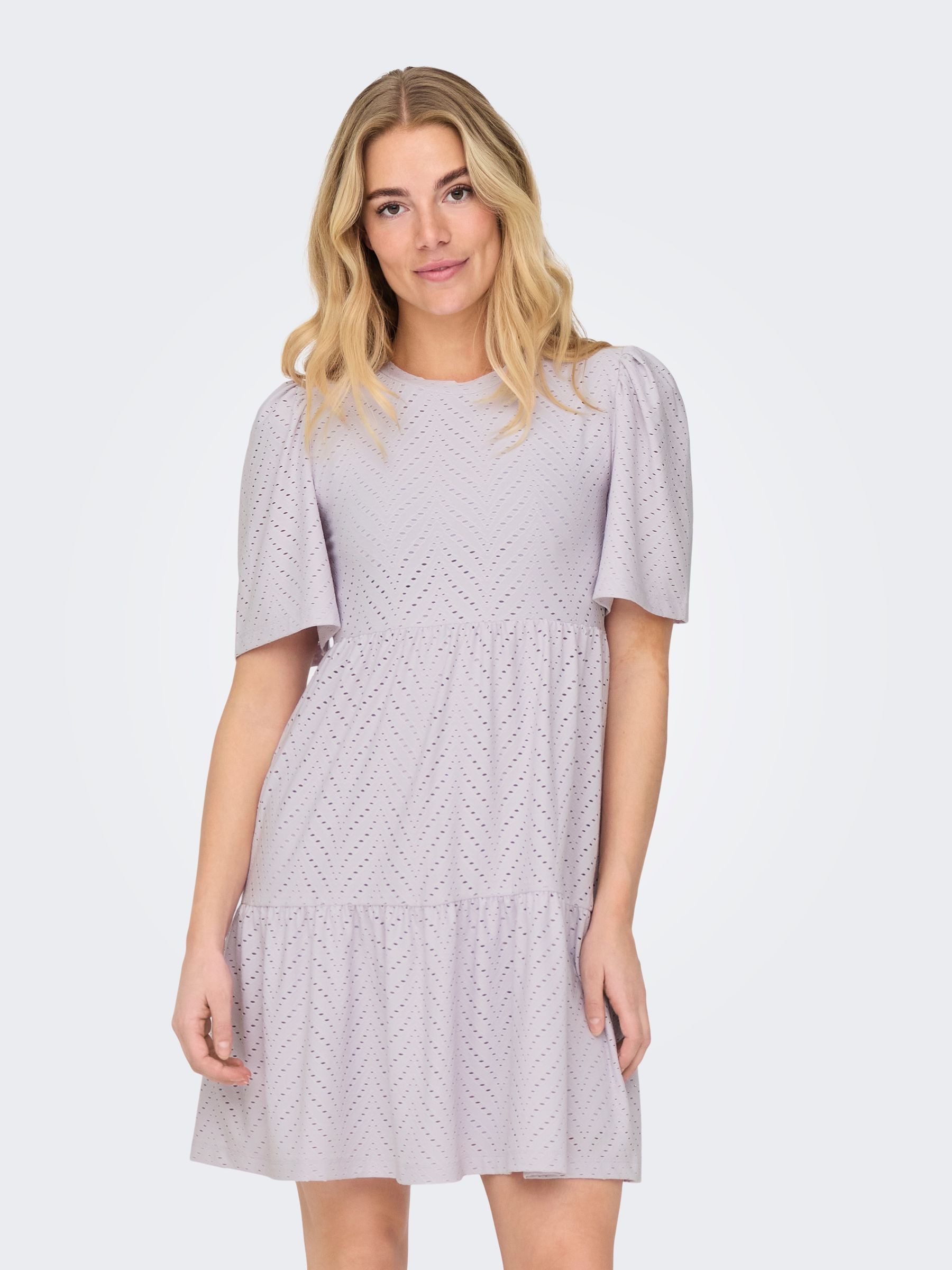 JACQUELINE de YONG Shirtkleid mit Lochstickerei günstig online kaufen