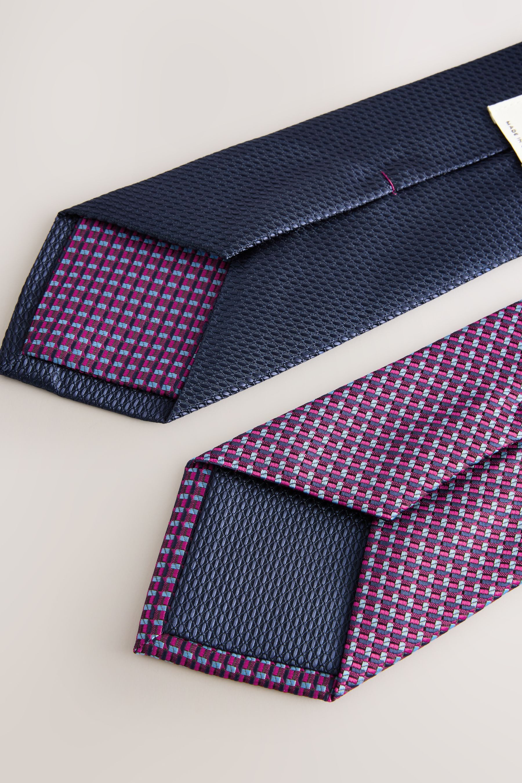 Next Krawatte Krawatten im 2er-Pack mit Krawattenklammer (3-St)