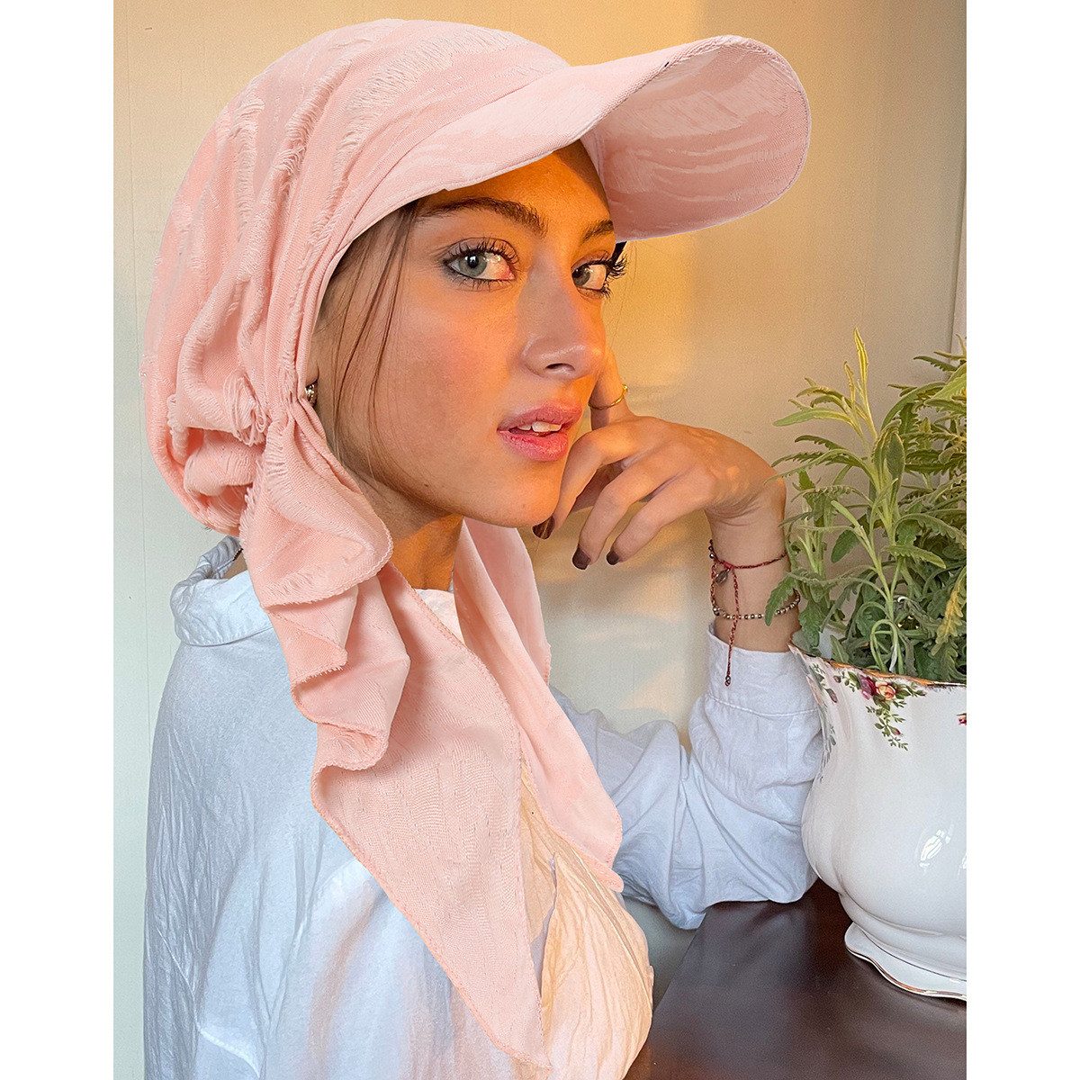 Coonoor Visor Damen Turban Mütze, Modische Kopfbedeckung mit gebogenem Schi günstig online kaufen