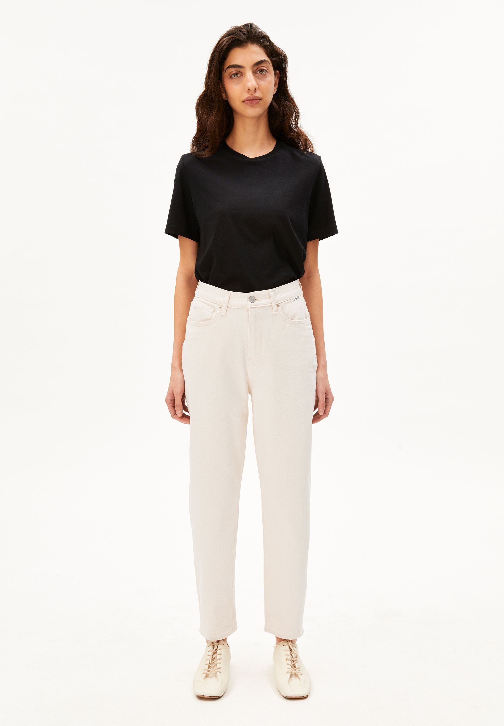 Armedangels Mom-Jeans MAIRAA recyceltem Baumwoll-Mix Comfort Stretch (Comfort-Stretch) High waist