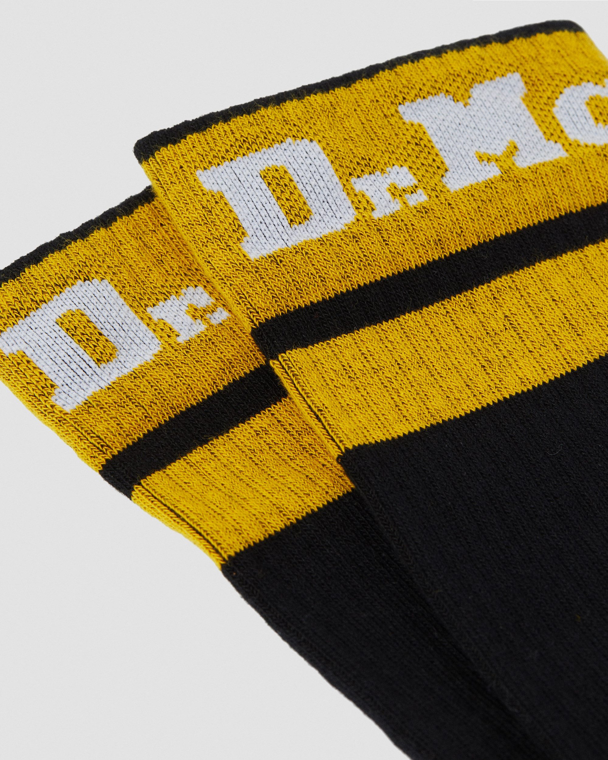 DR. MARTENS Socken Athletic Logo Organic Cotton Blend Socken (1-Paar) mit vertärktem Fersen- und Zehenbereich, druckfreier Bund – Bild 3 von 3