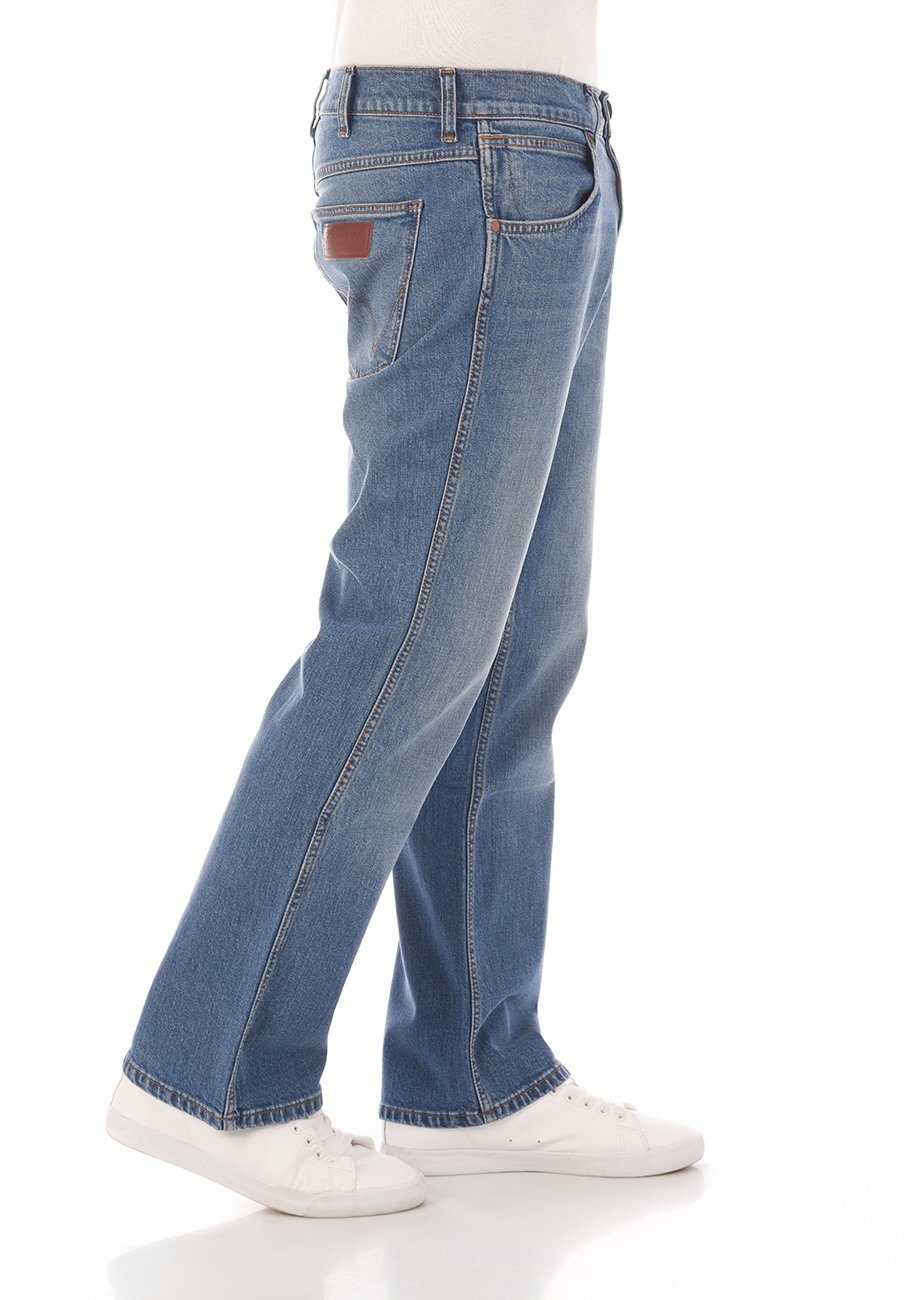 Wrangler Bootcut-Jeans Herren Jeanshose Jacksville Boot Cut Denim Hose mit Stretch