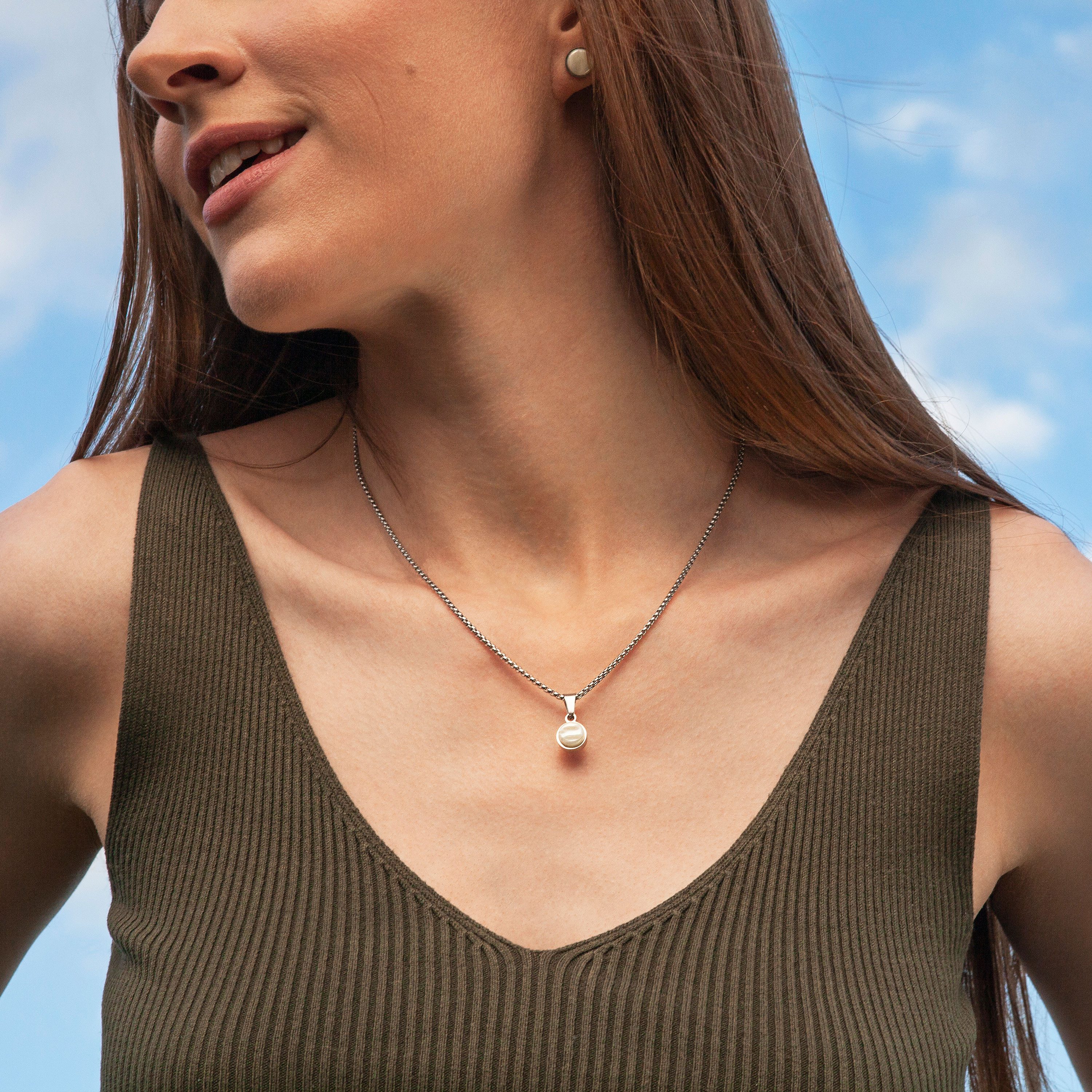 ALEXASCHA Charm-Kette Kurze Edelstahlkette mit Anhänger • Mix & Match Kette • 18k vergoldet