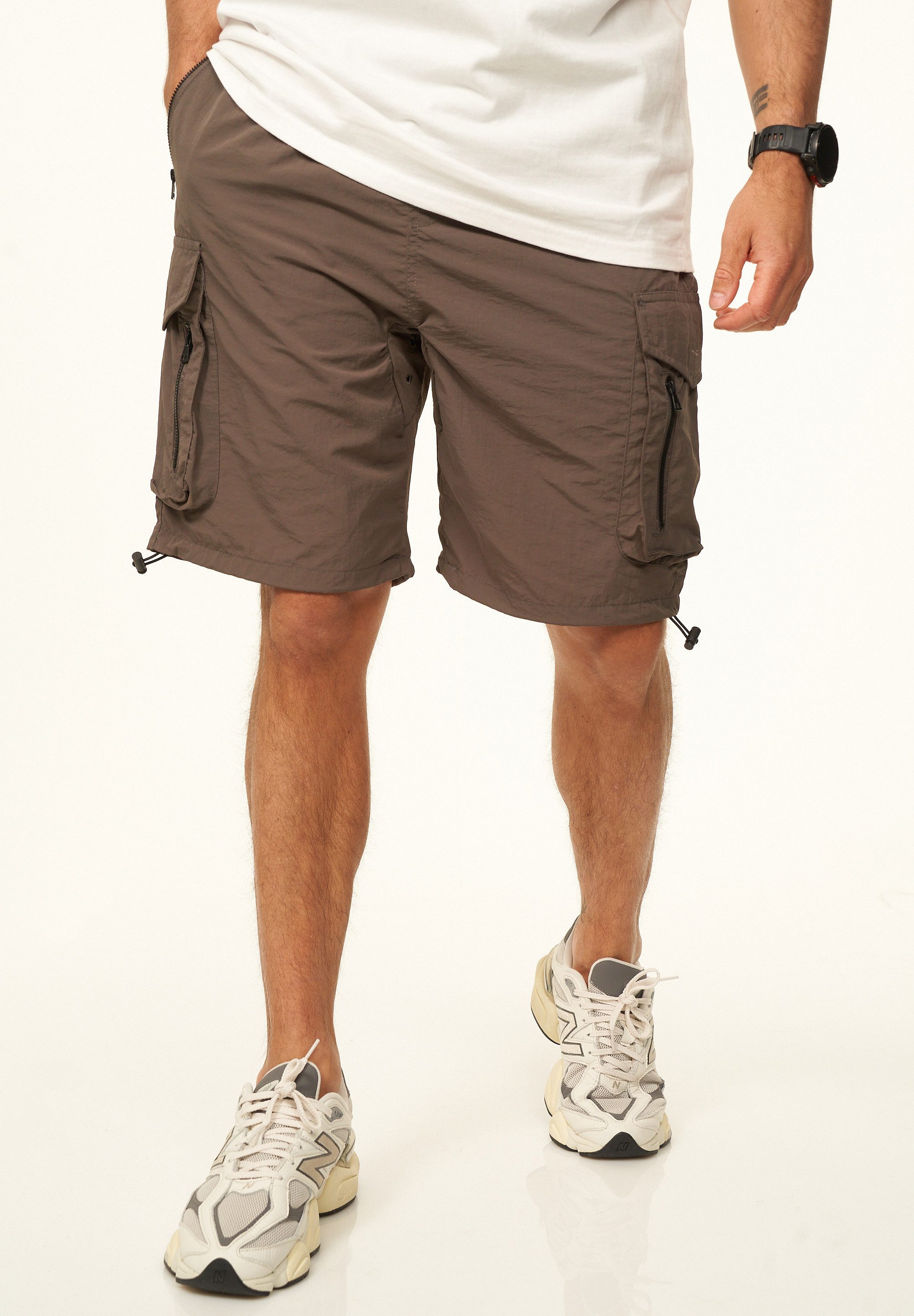 SOULSTAR Cargoshorts im Tech Utility-Style für Herren aus leichtem Nylon Regular-Fit Kurze Hose mit Gummibund & Tunnelzug - Sommer-Shorts Bermuda