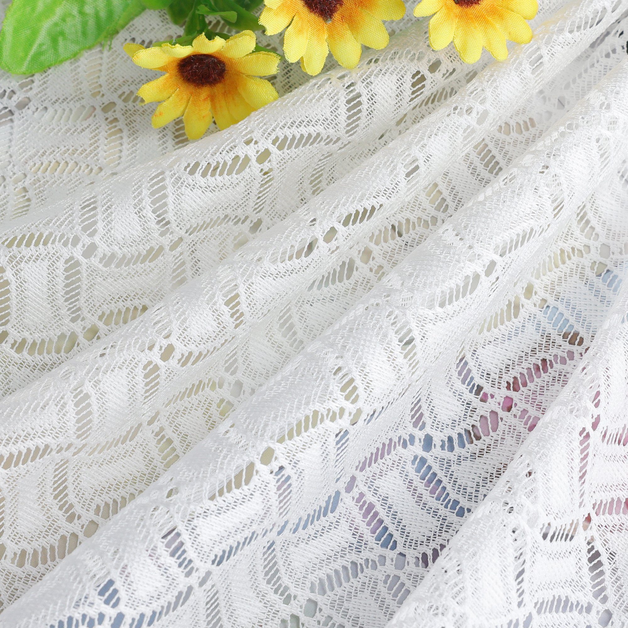 Joyswahl Scheibengardine Karo Kurzstore Bistrogardine im Vintage-Stil (2 St), Stangendurchzug, transparent, Jacquard, Rautenmuster, lichtdurchlässig für Küche,  – Bild 5 von 5
