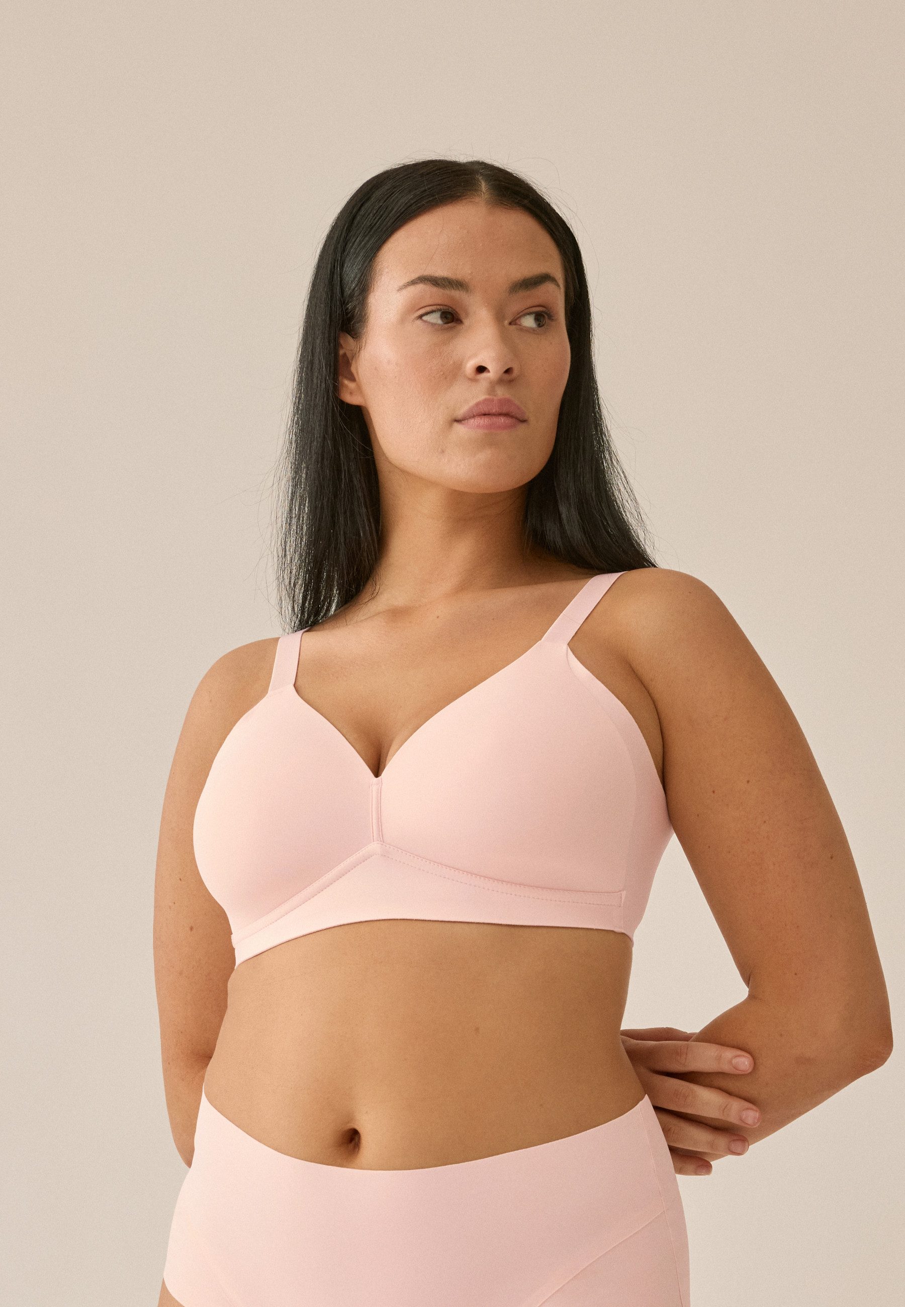 Naturana Soft-BH Smoothing flache nahtlose Abschlüsse, breites Unterbrustband, ohne Bügel, basic