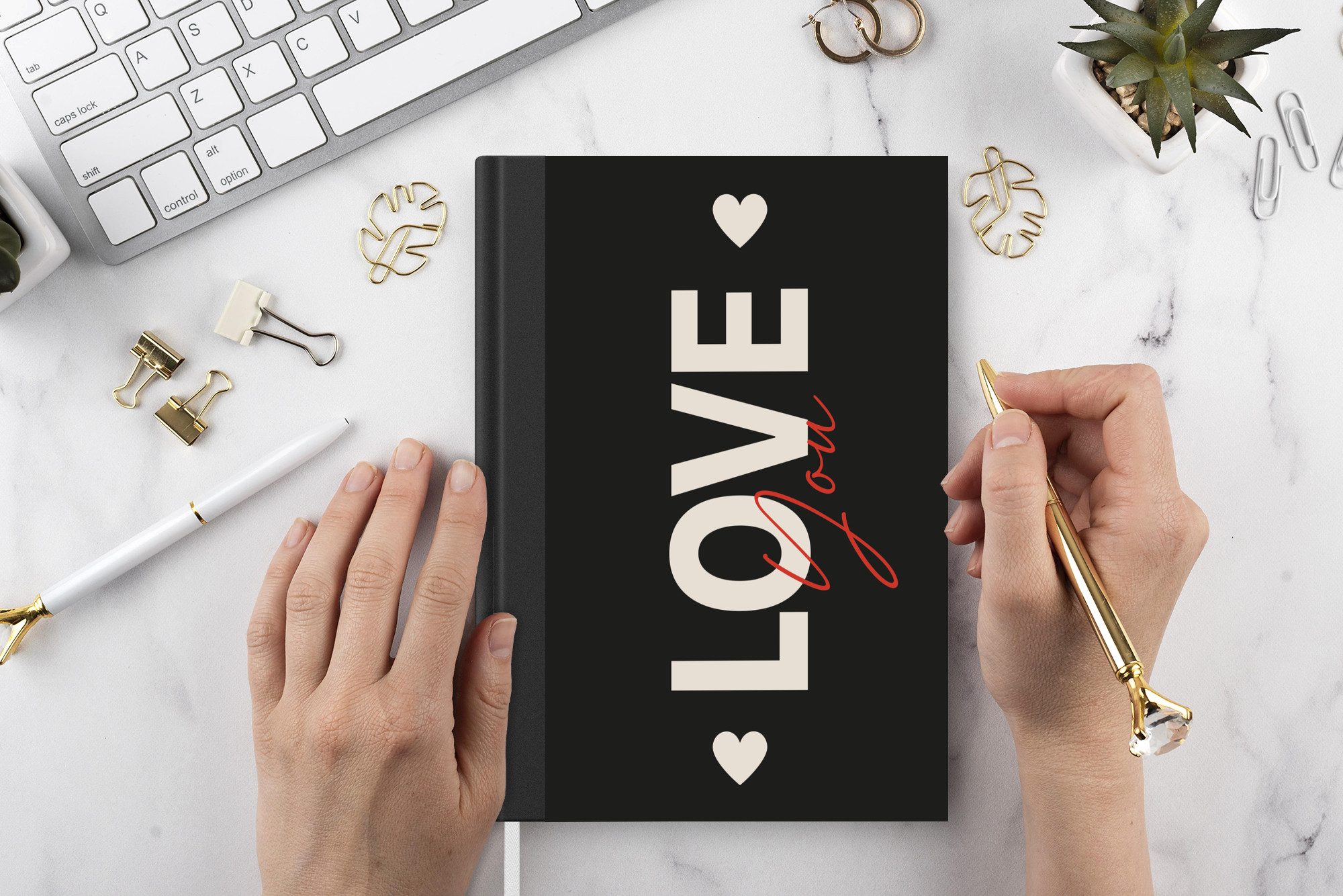 MuchoWow Notizbuch Liebe - Rot - Valentinstag, Notebook, Notizblock a5, Tagebuch, Journal Liniert