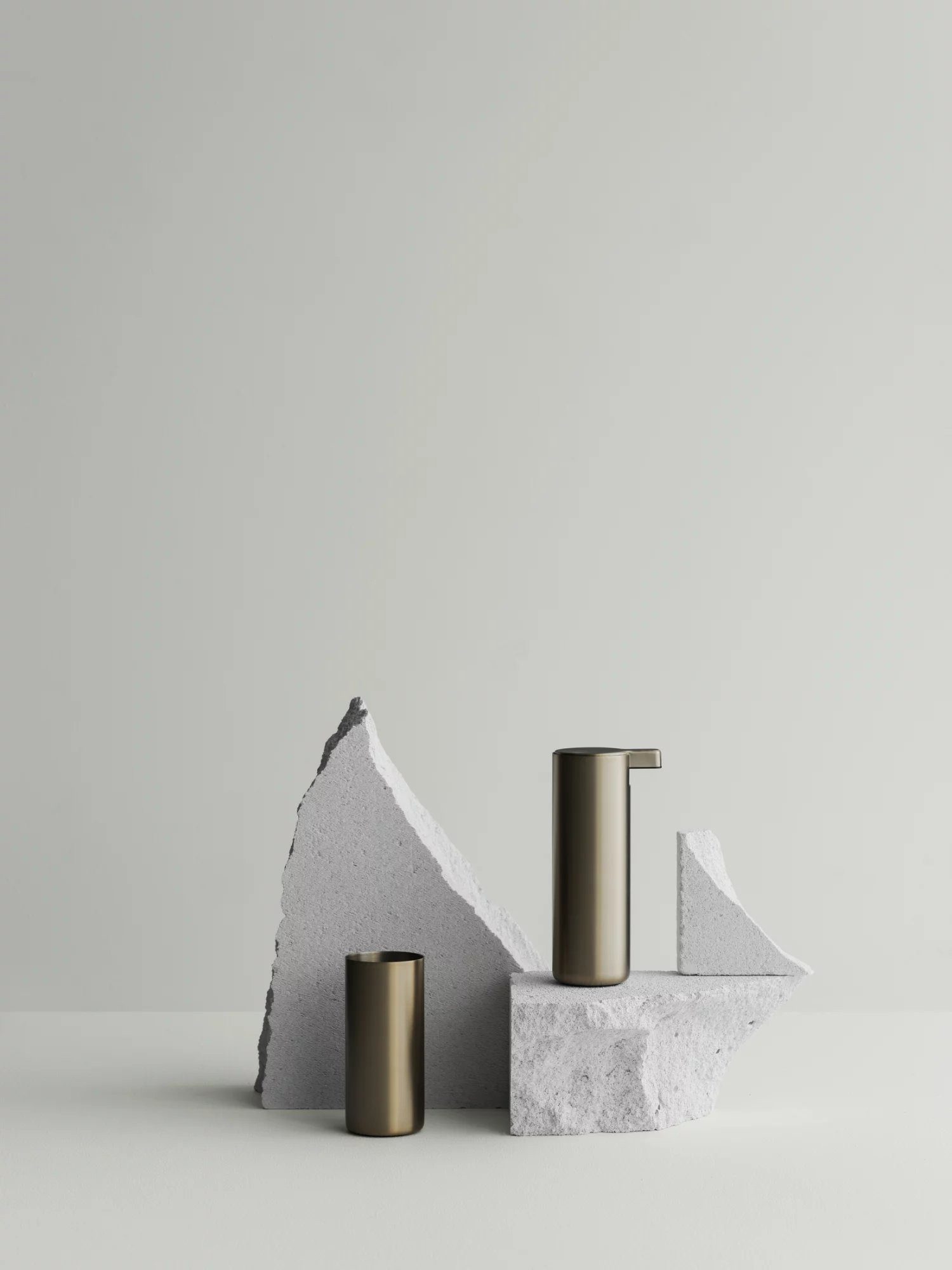 blomus Seifenspender -MODO- Design Dosierspender: Funktionalität & Luxus für das Badezimmer, Korrosionsresistent, Kratzfest, Hochwertig, Designer, 165ml, Bad, WC