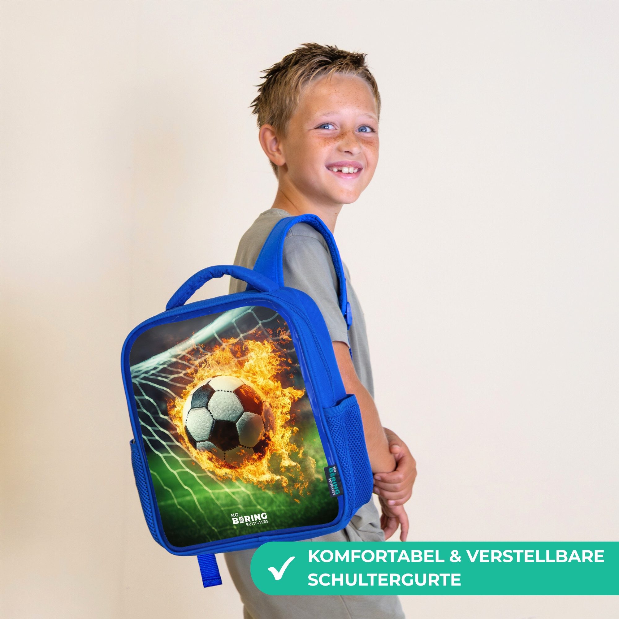 NoBoringSuitcases.com© Rucksack Blau - Feuerfußball im Tornetz gefangen, Kinderrucksack, Schulrucksack, Freizeitrucksack, Jungen, Kindergarten