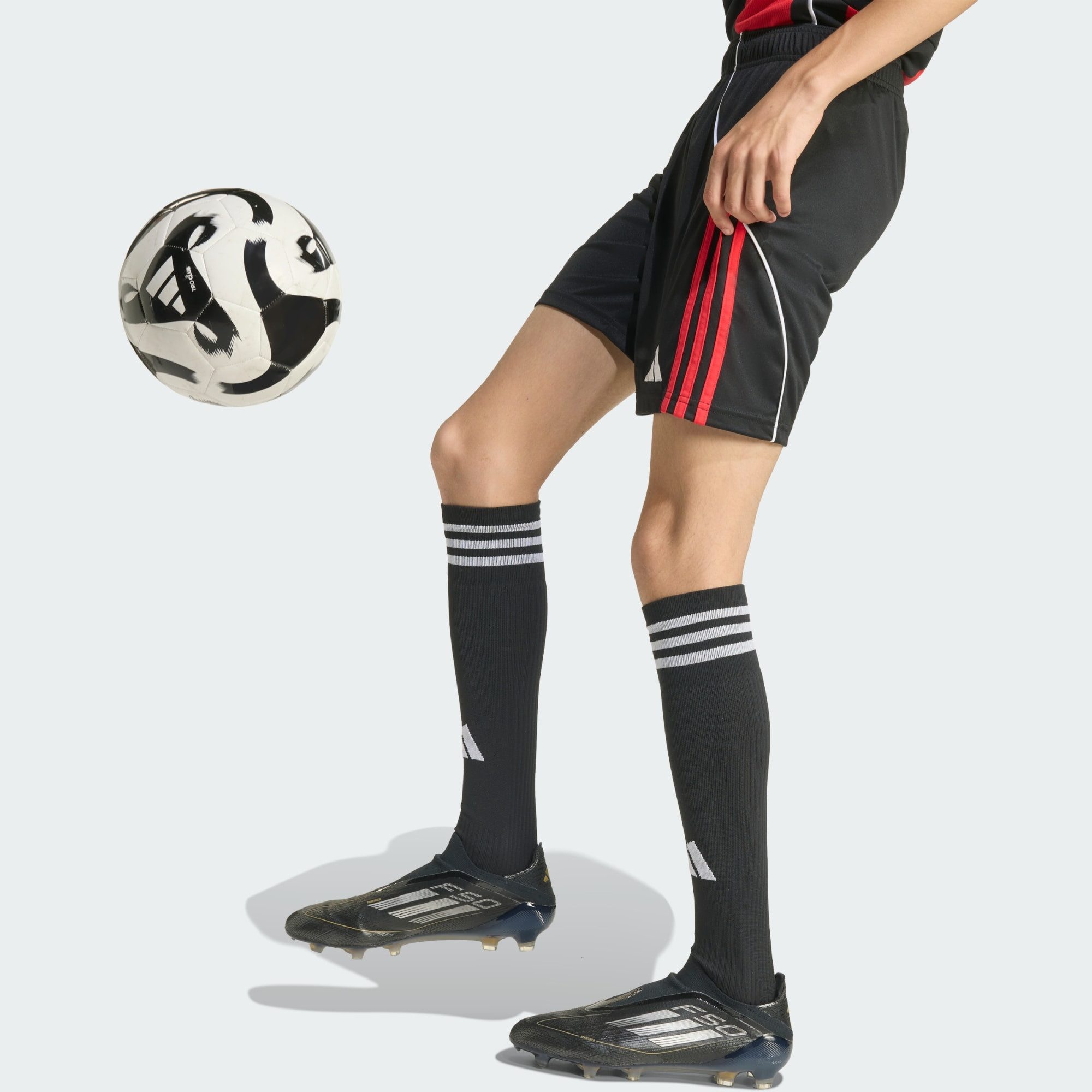 adidas Performance Shorts EINTRACHT FRANKFURT 25/26 HEIMSHORTS (1-tlg)