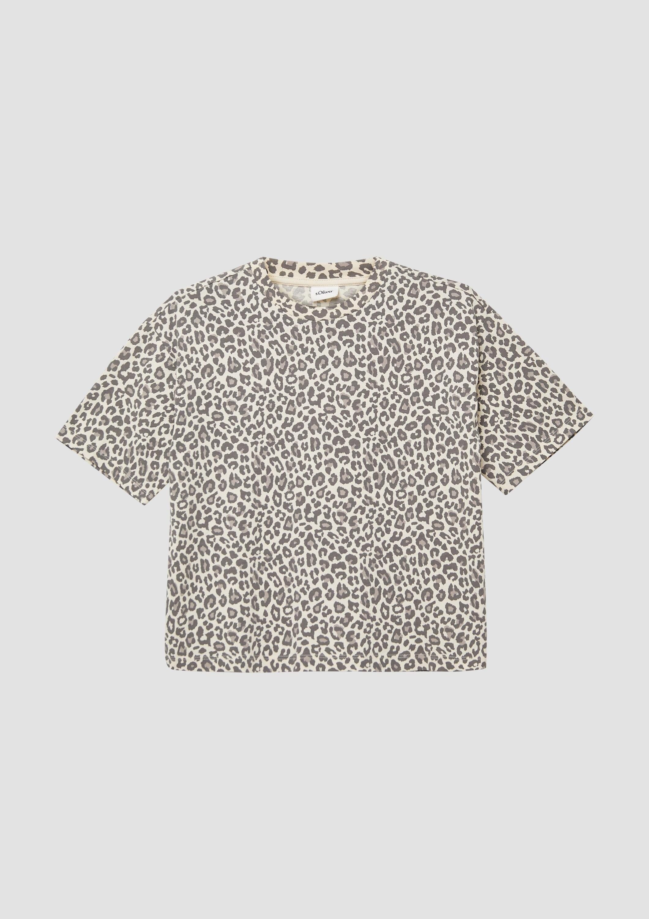 s.Oliver Kurzarmshirt T-Shirt T-Shirt im Boxy Fit mit Leo-Print