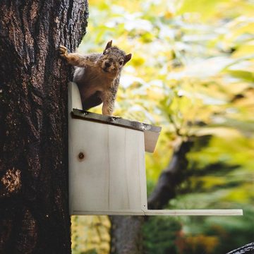 Navaris Tier-Beschäftigungsspielzeug Eichhörnchen Futterhaus wetterfest aus Holz und Metall - Futterkasten, Holz