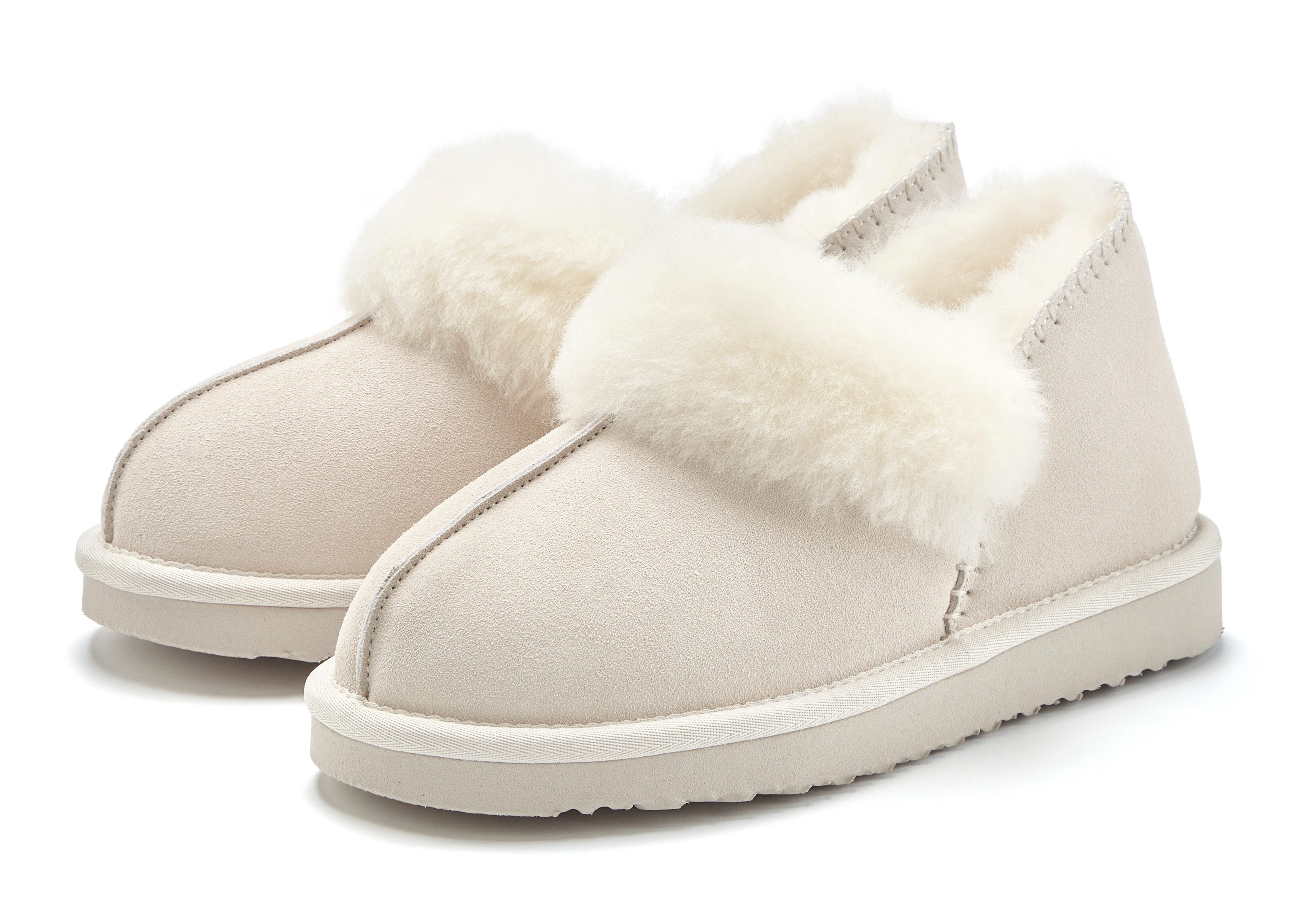 Vivance Dreams by Lascana Plüsch Hausschuh, Pantolette, Pantoffel, Homeslippers Hausschuh mit kuscheligem Lammfell aus Leder